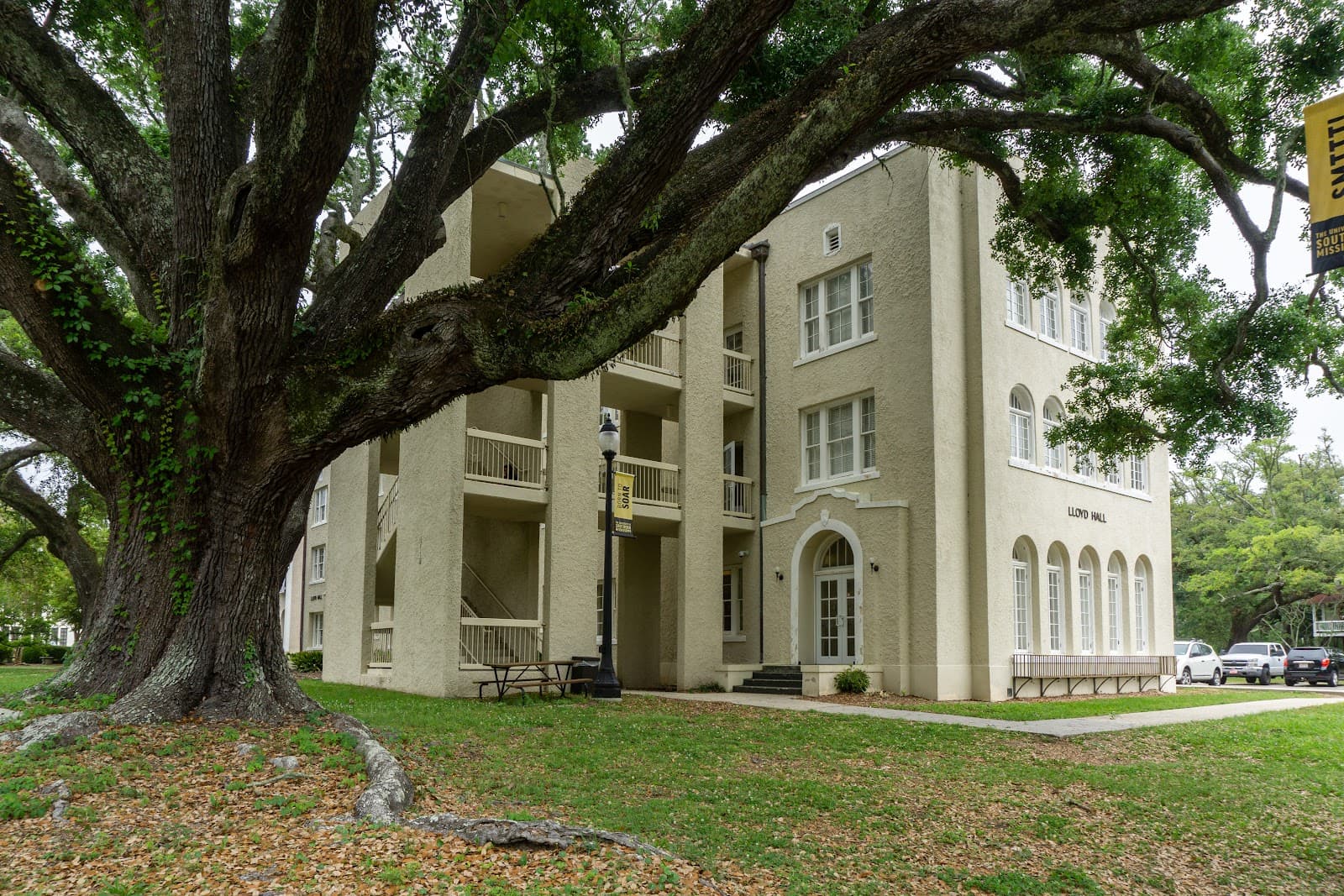 USM Gulf Park (Long Beach) - Image 1