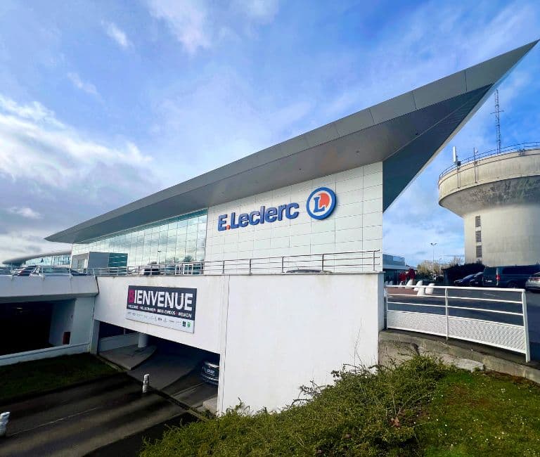 Bayeux Saturday Market - Image 1