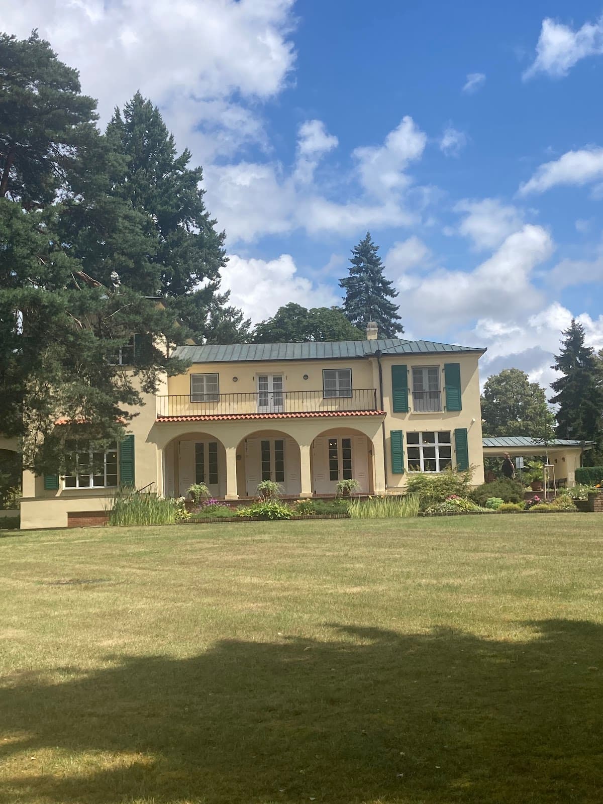 Benes Villa & Garden - Image 1