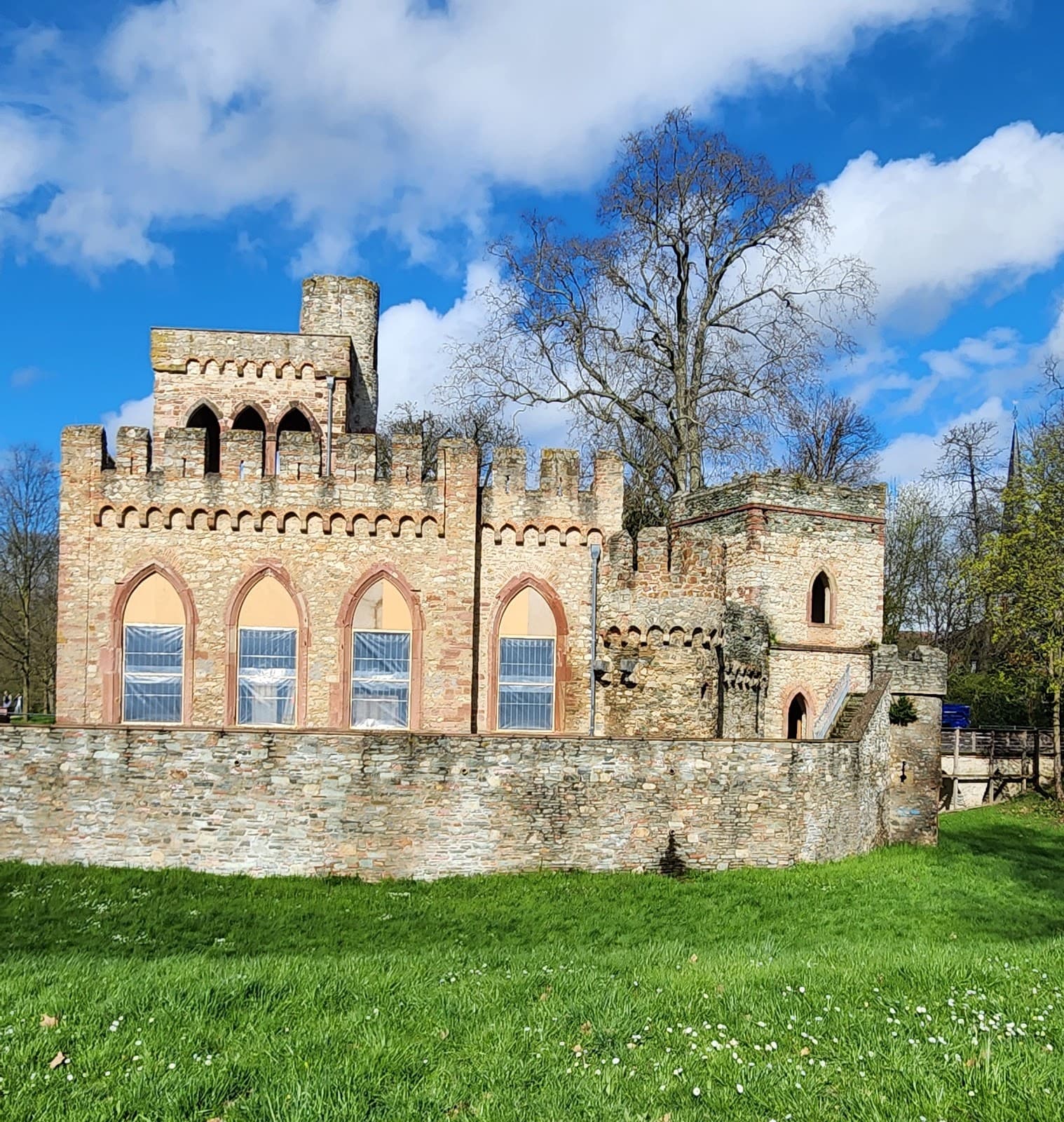 Mosburg Ruin - Image 1