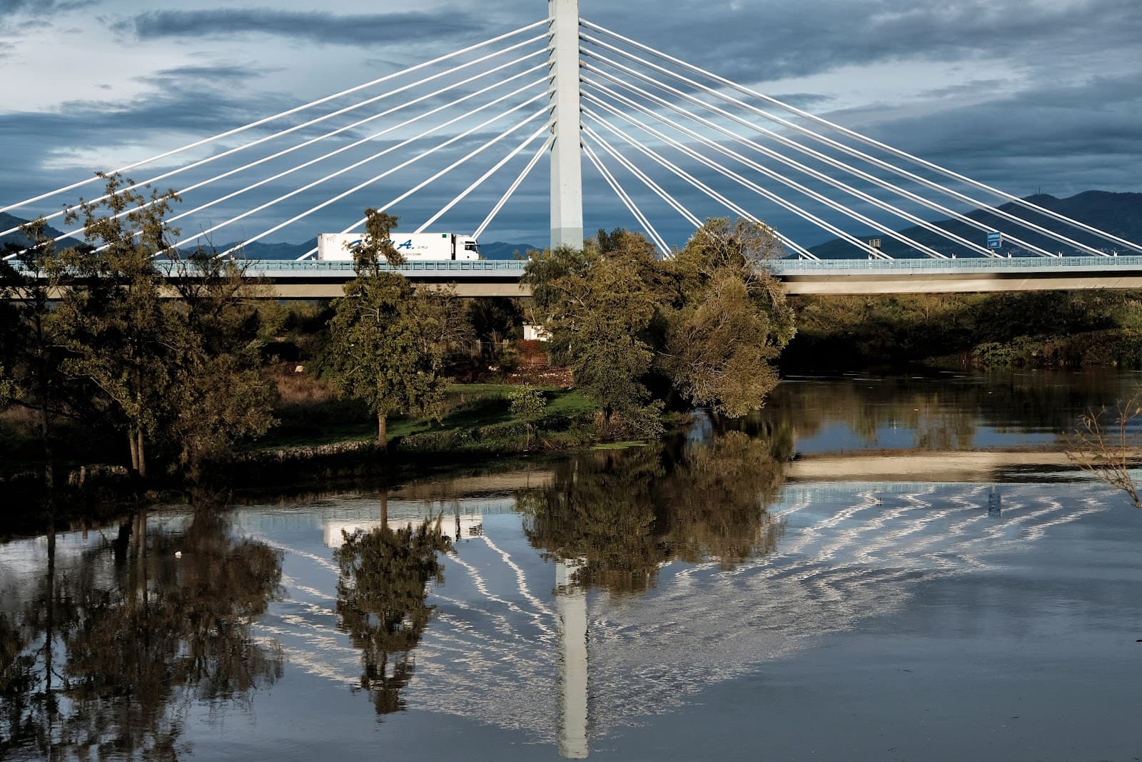 Ruderi del Ponte Romano sul Garigliano - Image 1