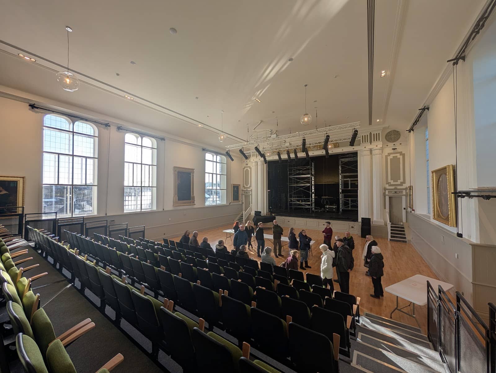 Community Library & Cafe