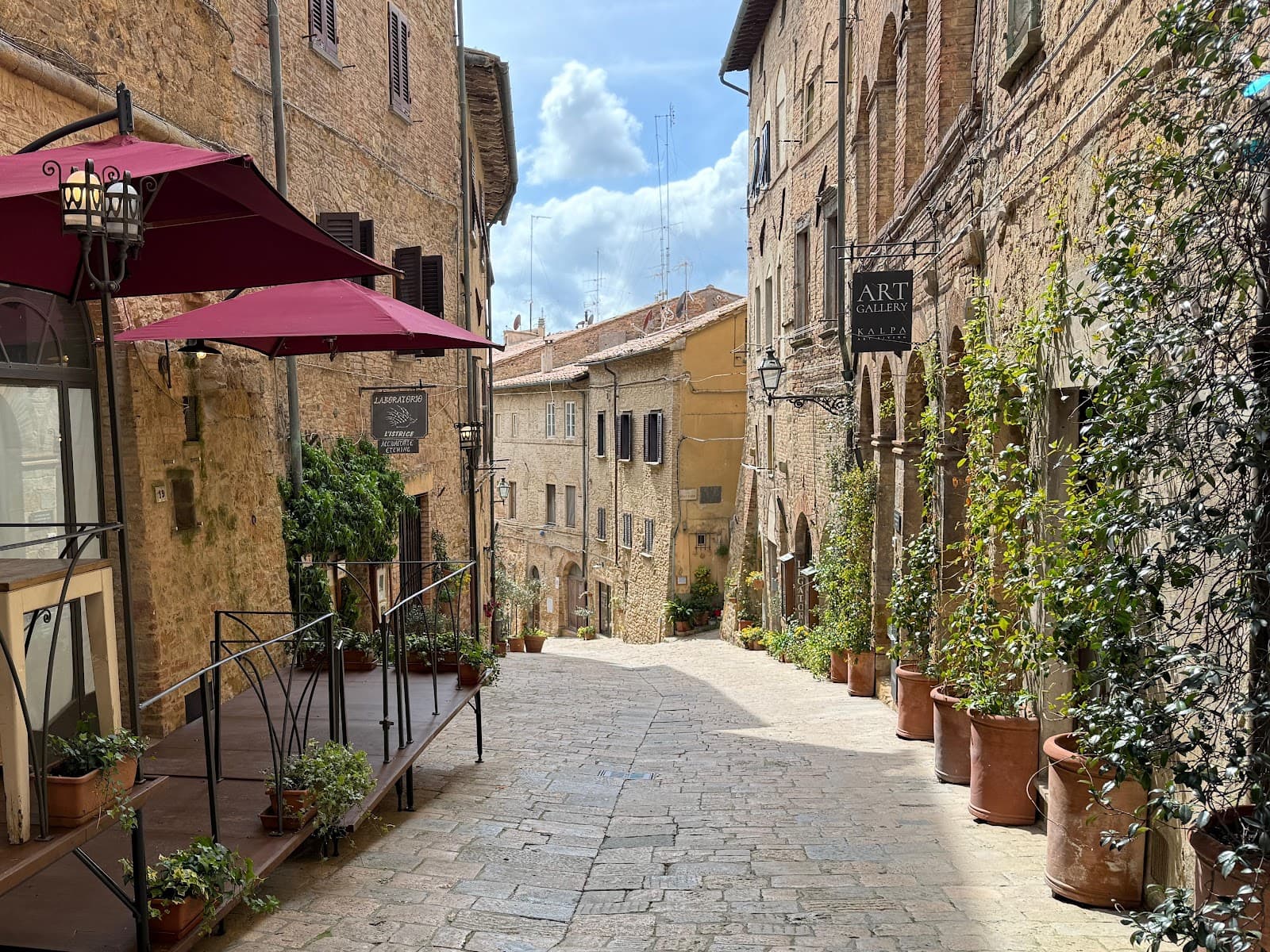 Volterra Historic Center - Image 1
