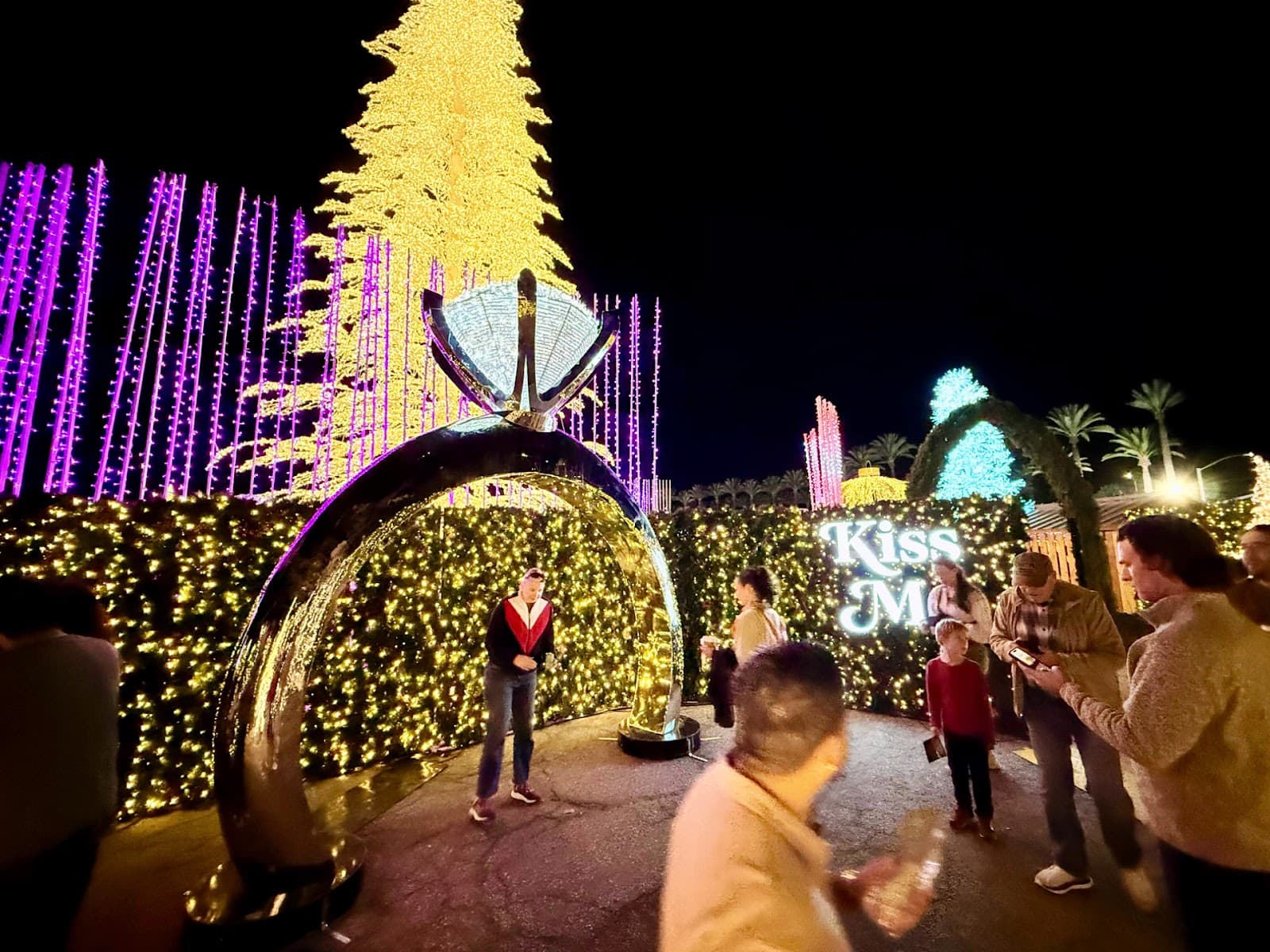 Enchant Christmas - Image 1