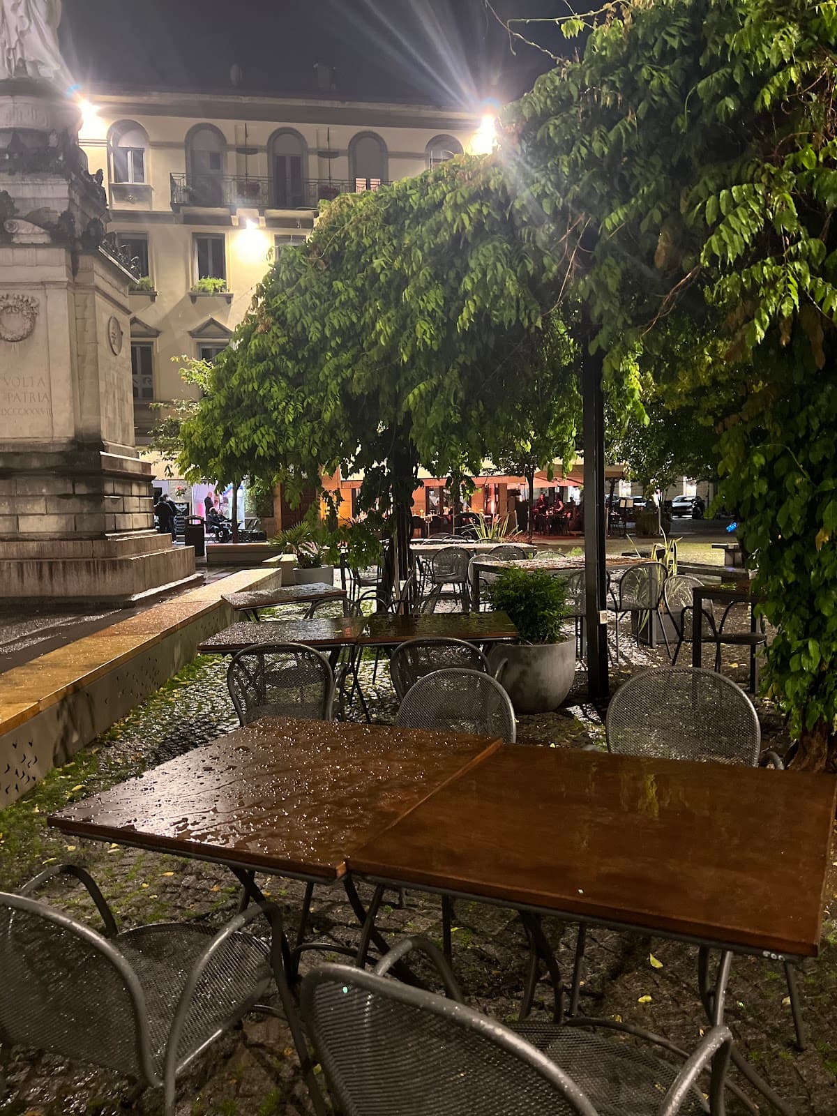 Piazza Volta Como - Image 1