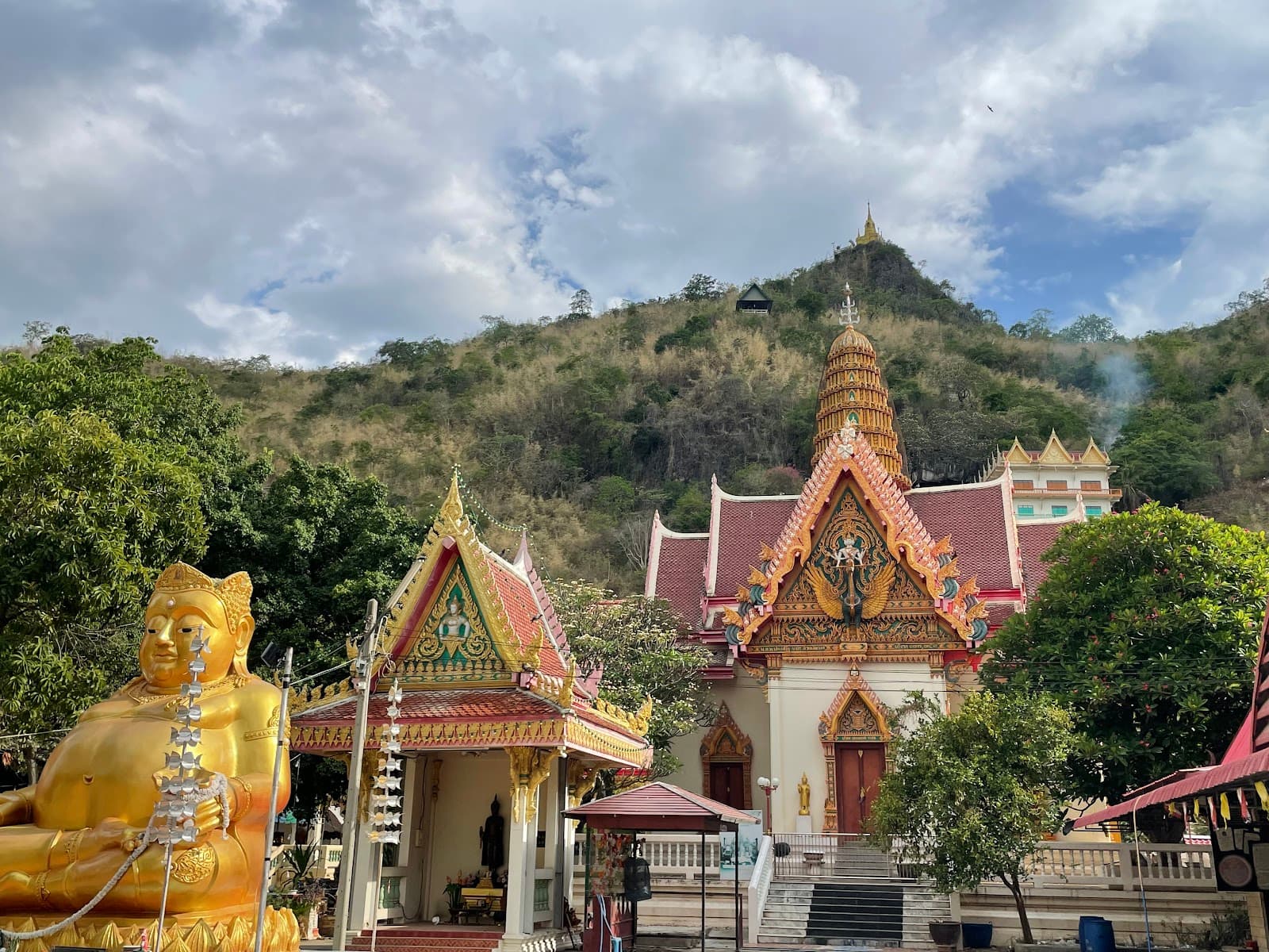 Wat Ban Tham (Dragon Temple) - Image 1