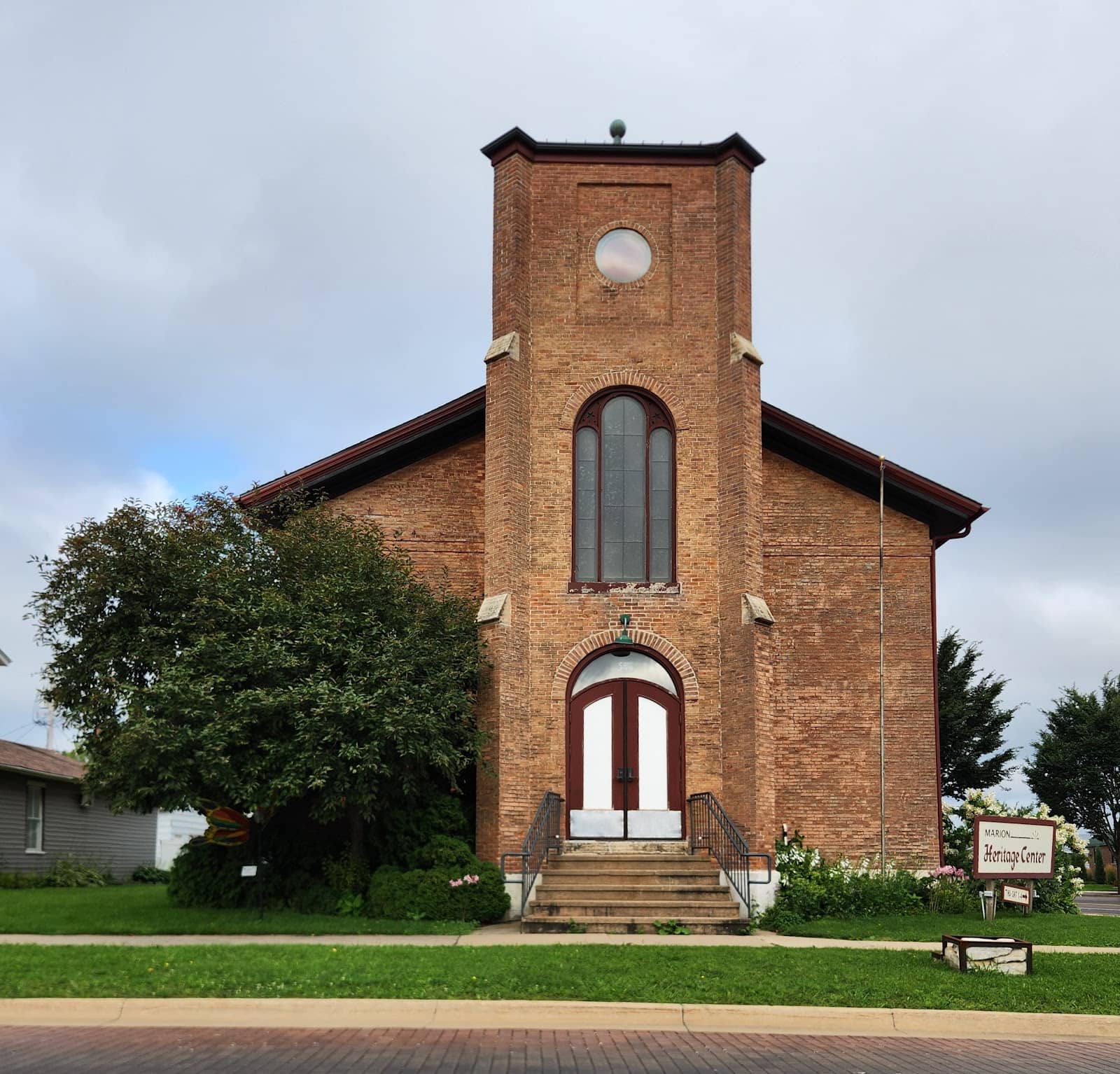 Rotating Art & History Exhibits
