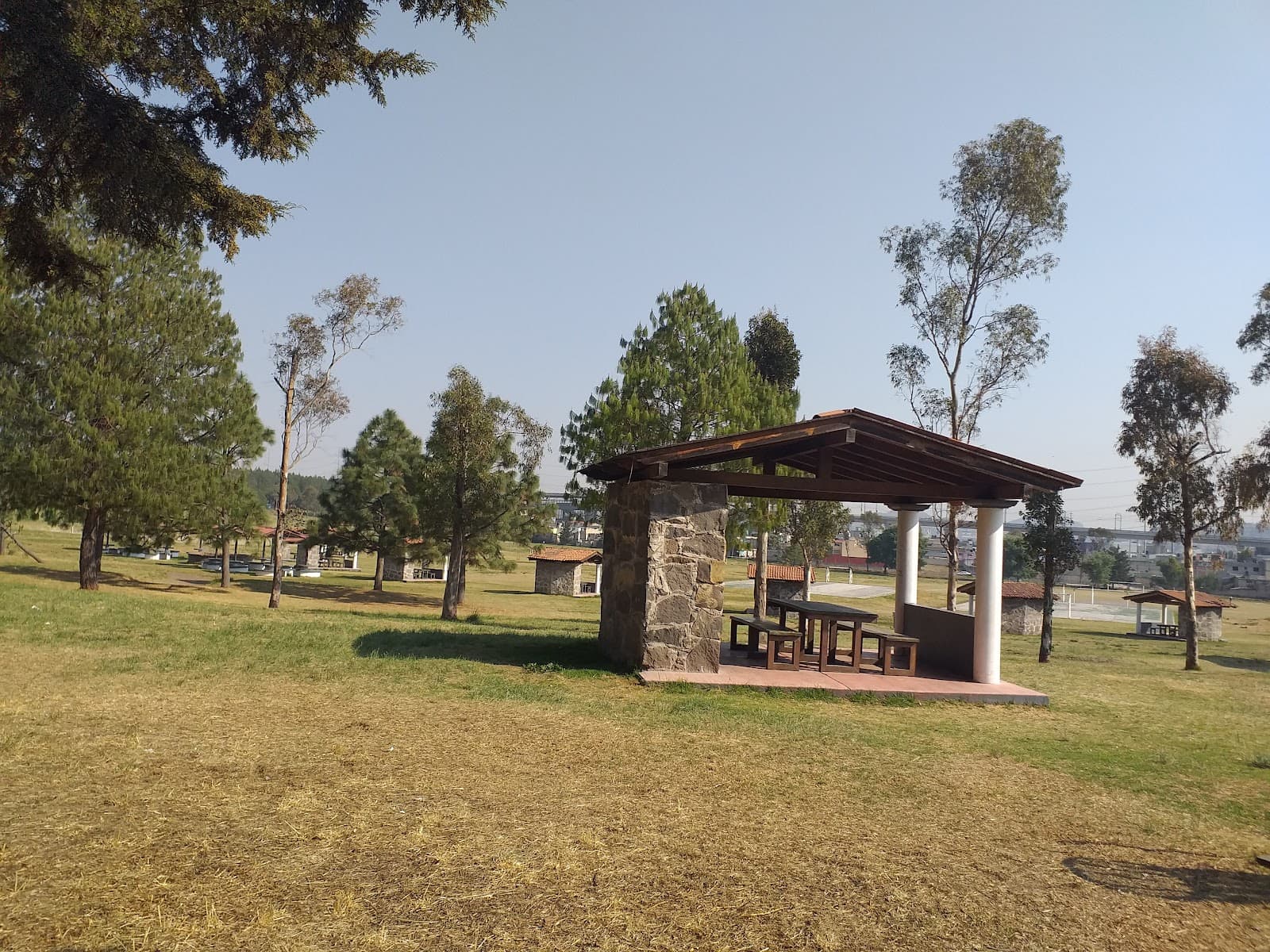 Alameda 2000 Park - Image 1