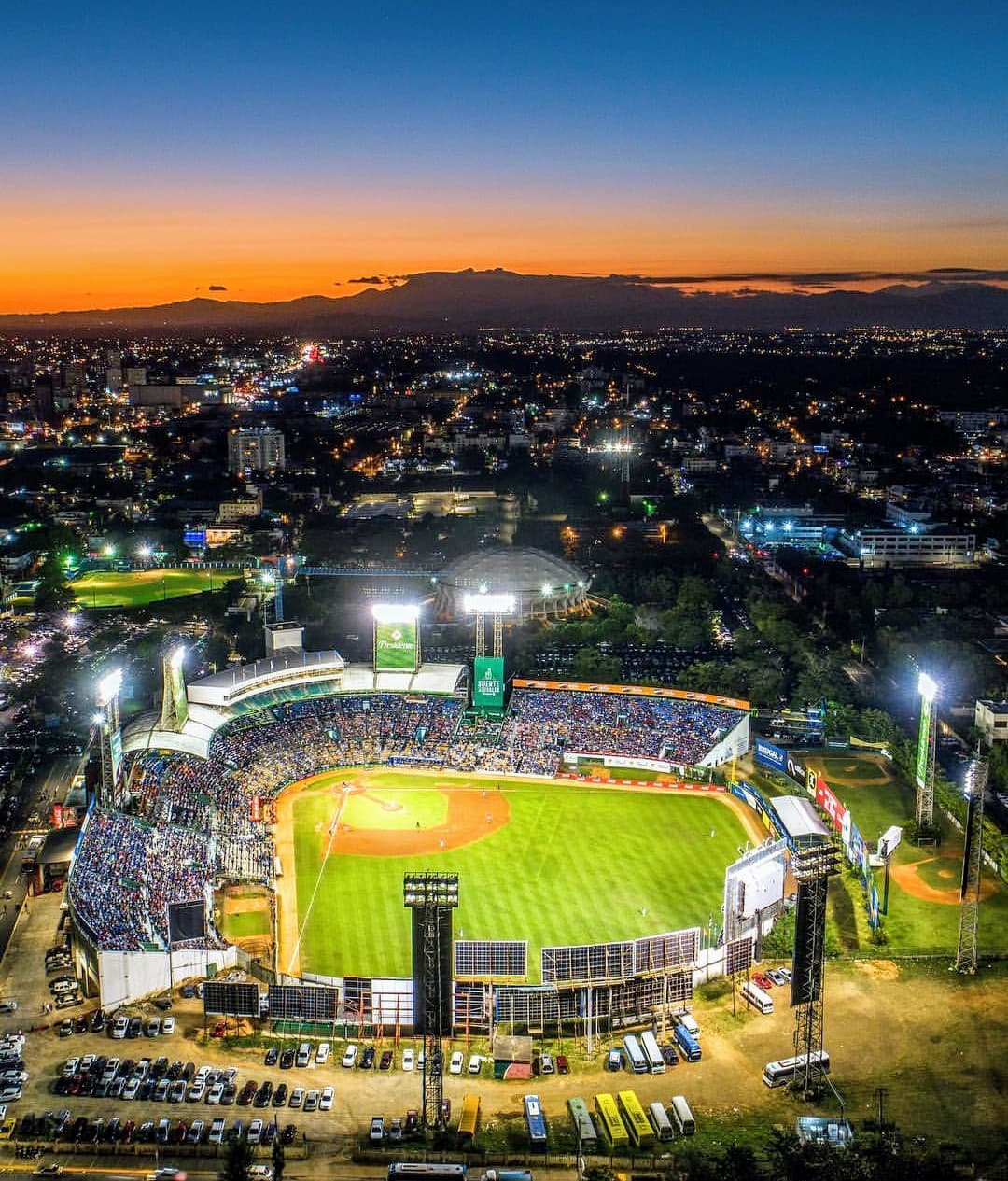 Estadio Quisqueya Juan Marichal - Image 1