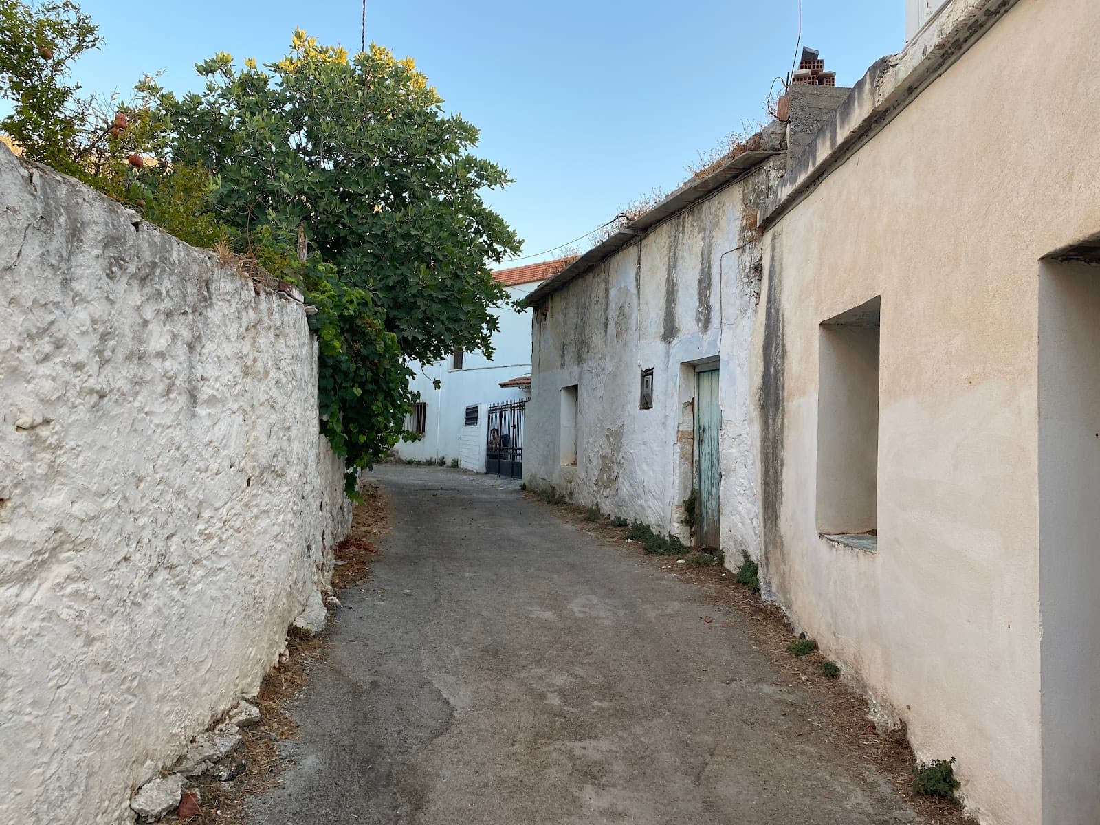 Kokkino Chorio village - Image 1