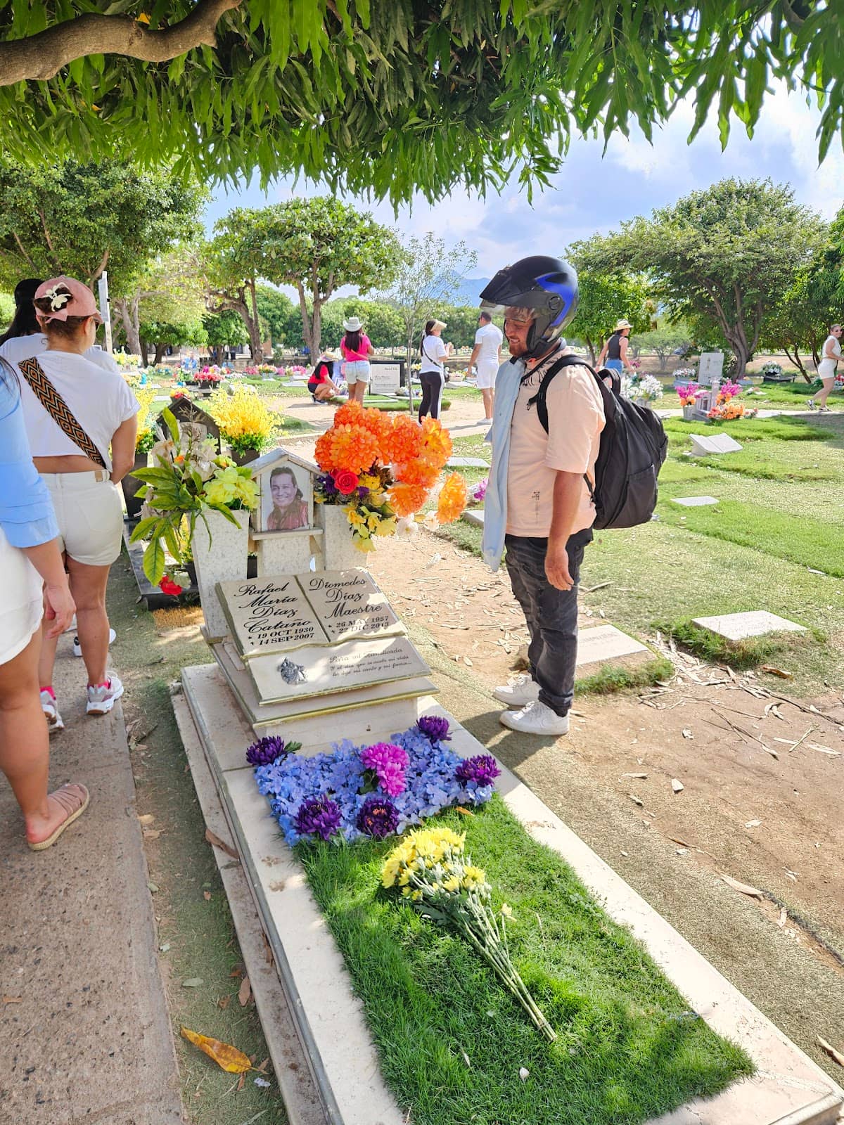 Memorial Decorations