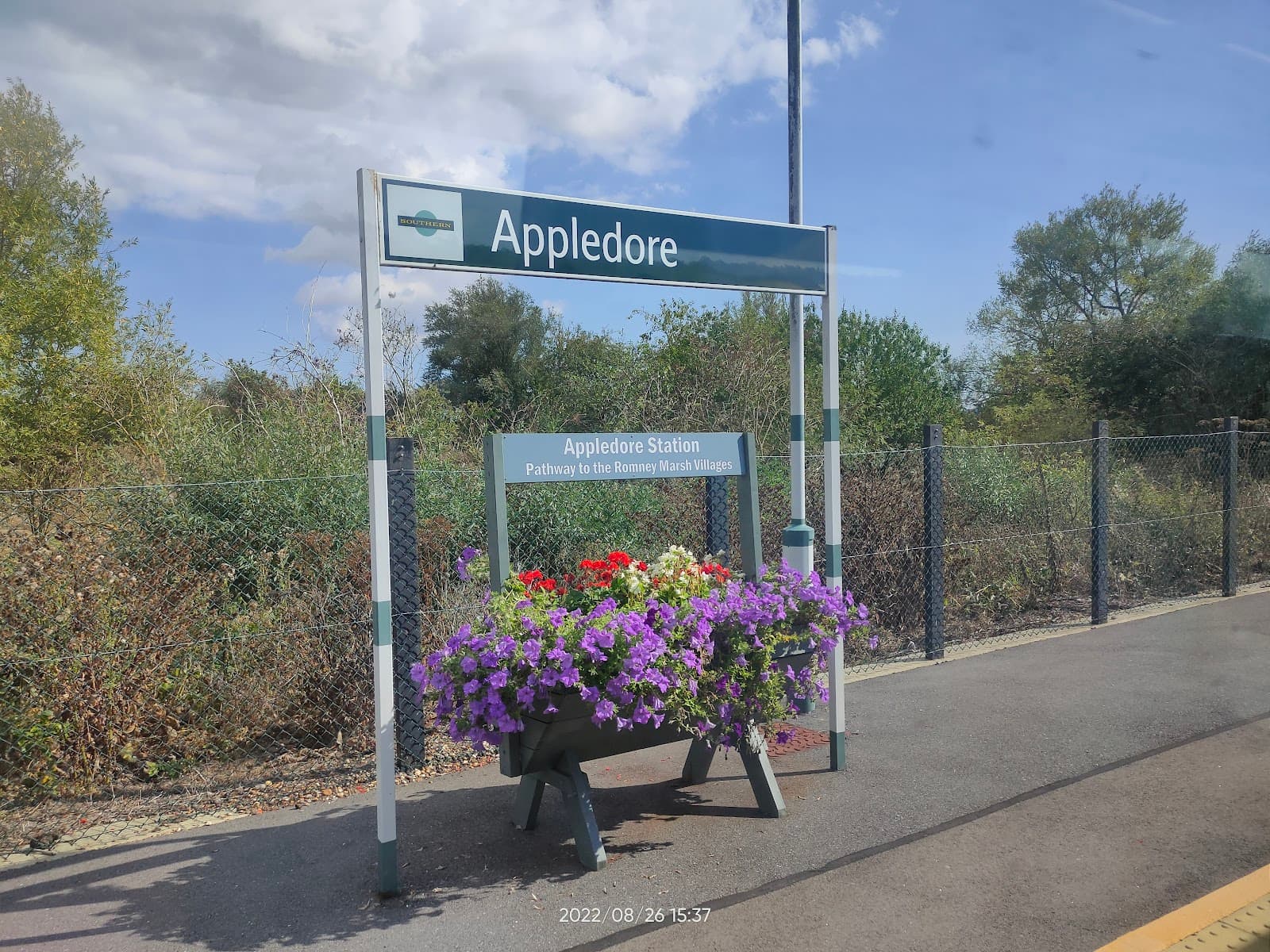 Appledore Village - Image 1