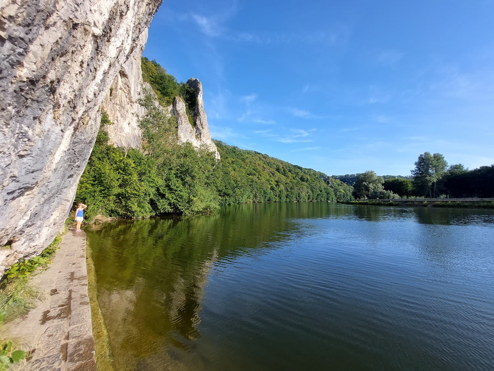 Les Rochers de Freyr Dinant - Image 1