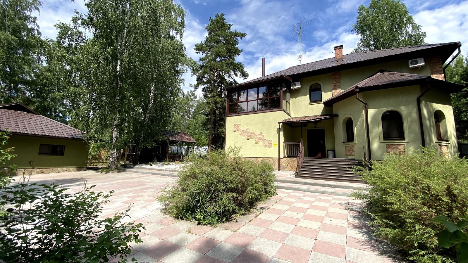 Verkhny Bor Hot Springs - Image 1