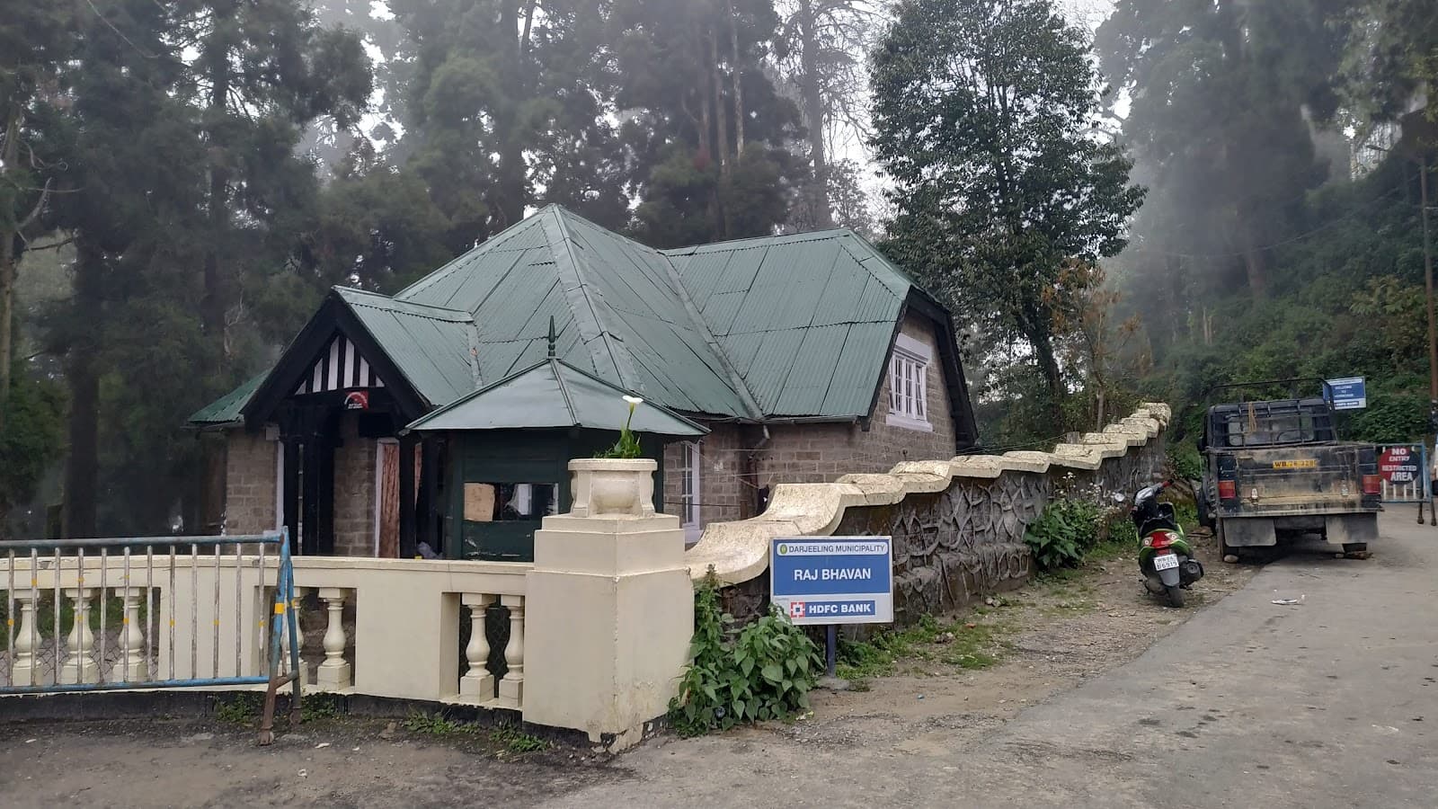 Raj Bhawan Viewpoint - Image 1