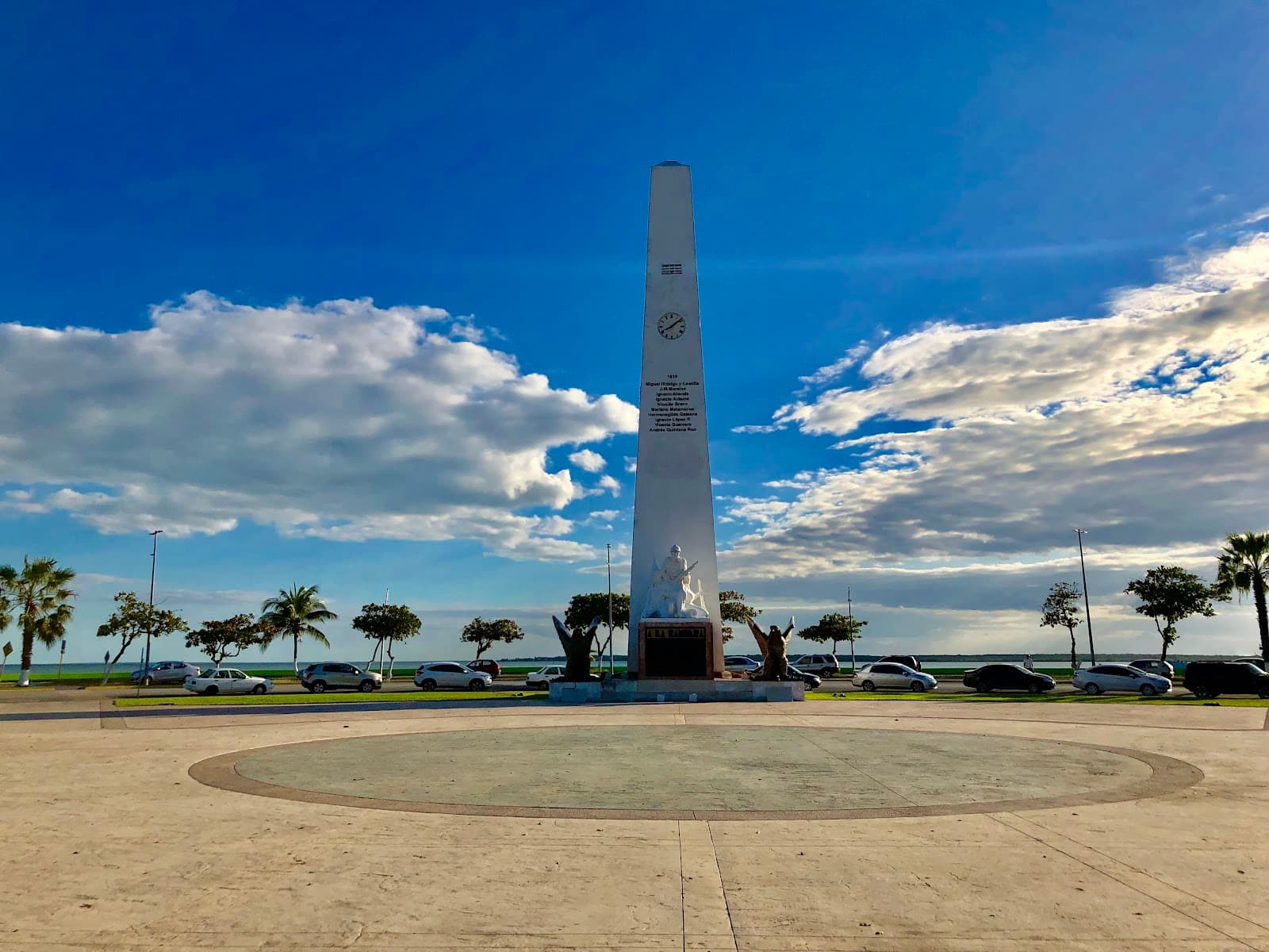 Explanada de la Bandera - Image 1