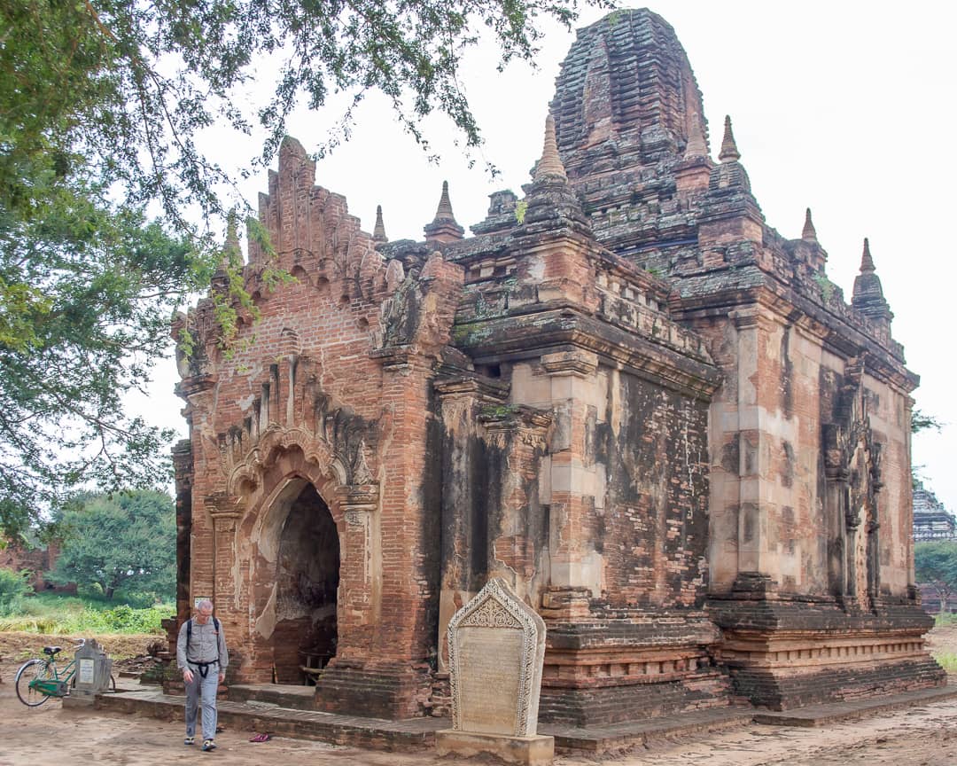 Intimate Art Experience