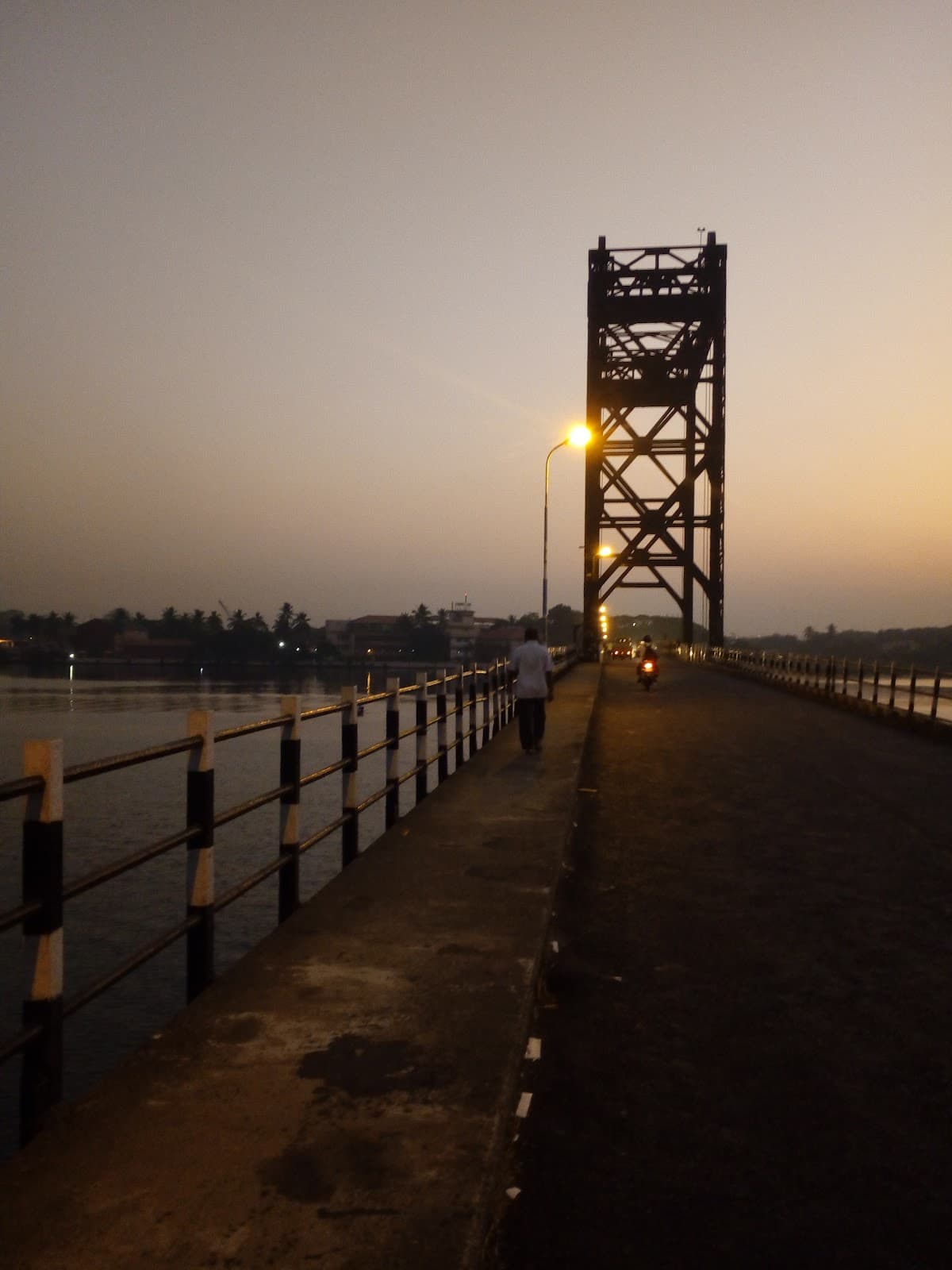 Heritage Mattancherry Bridge Kochi - Image 1