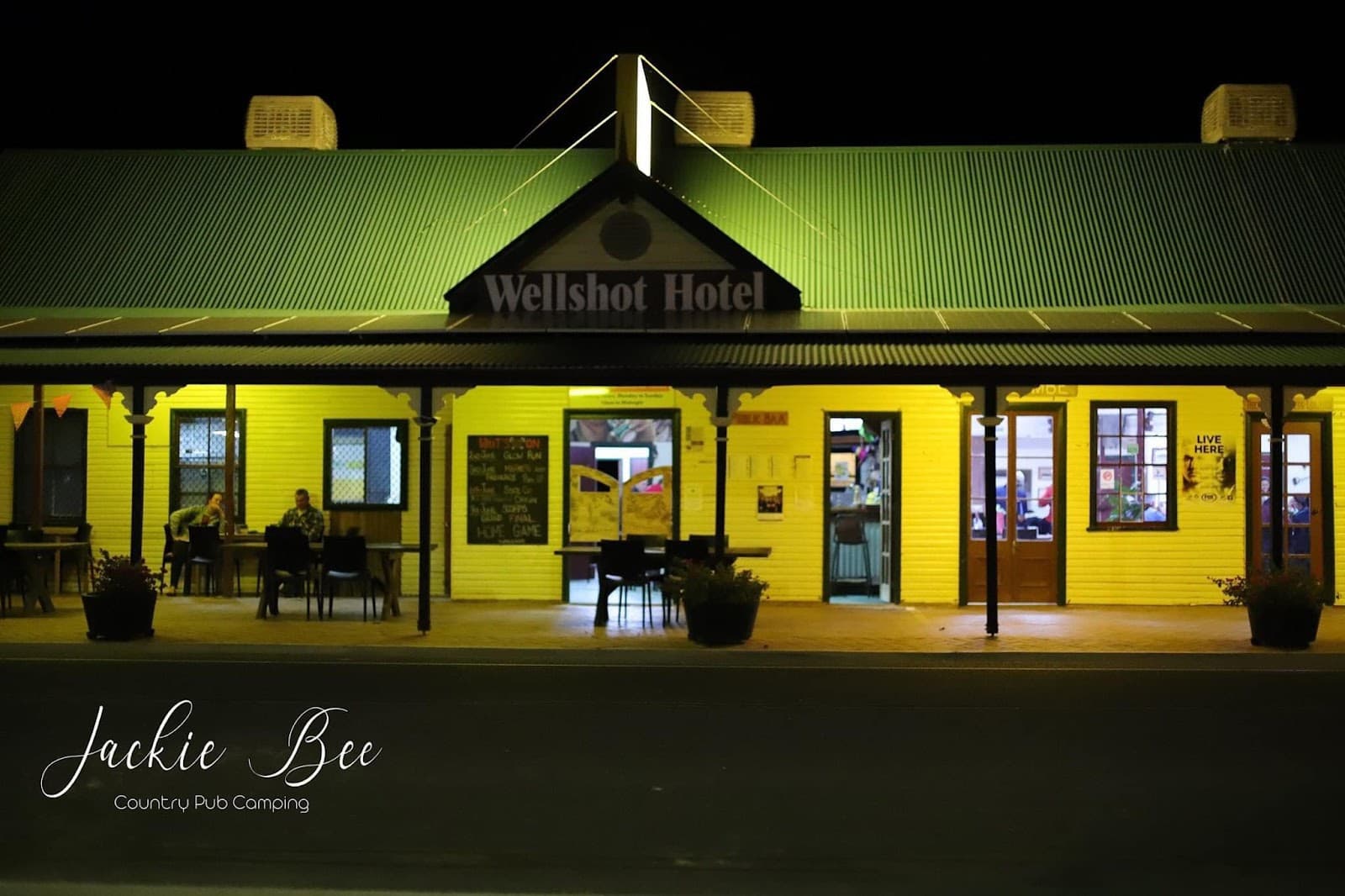 Wellshot Hotel Ilfracombe - Image 1