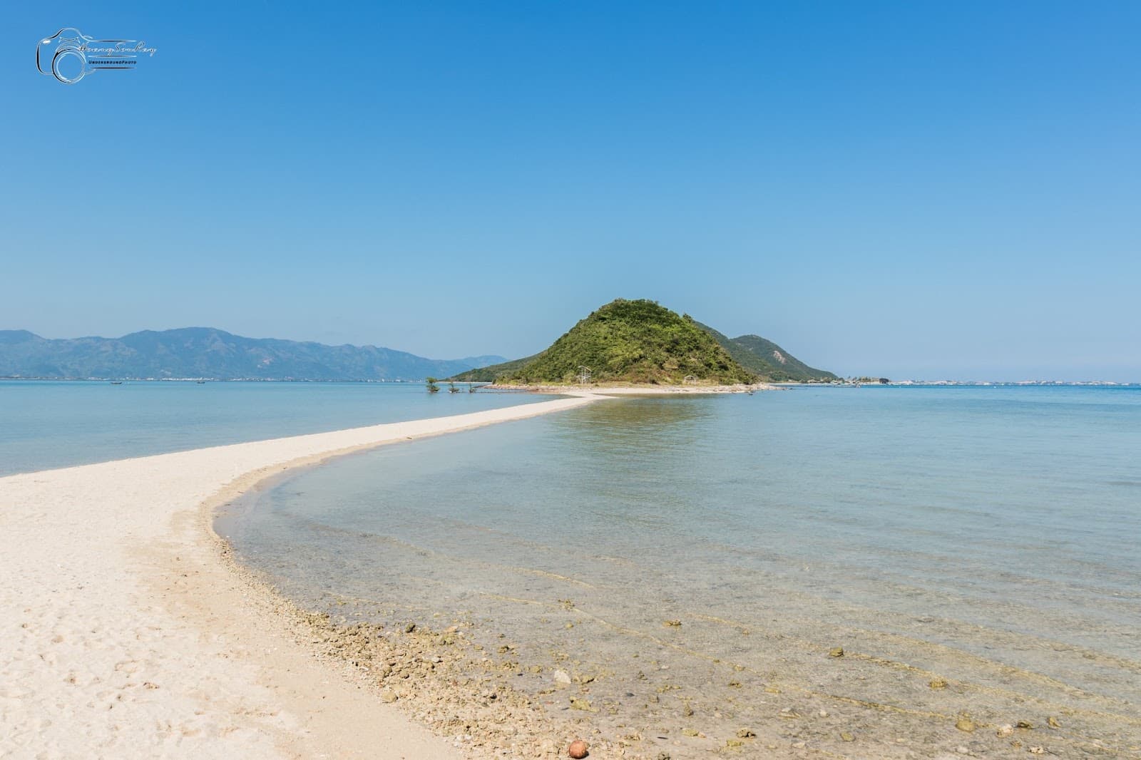 Diep Son Sandbar - Image 1