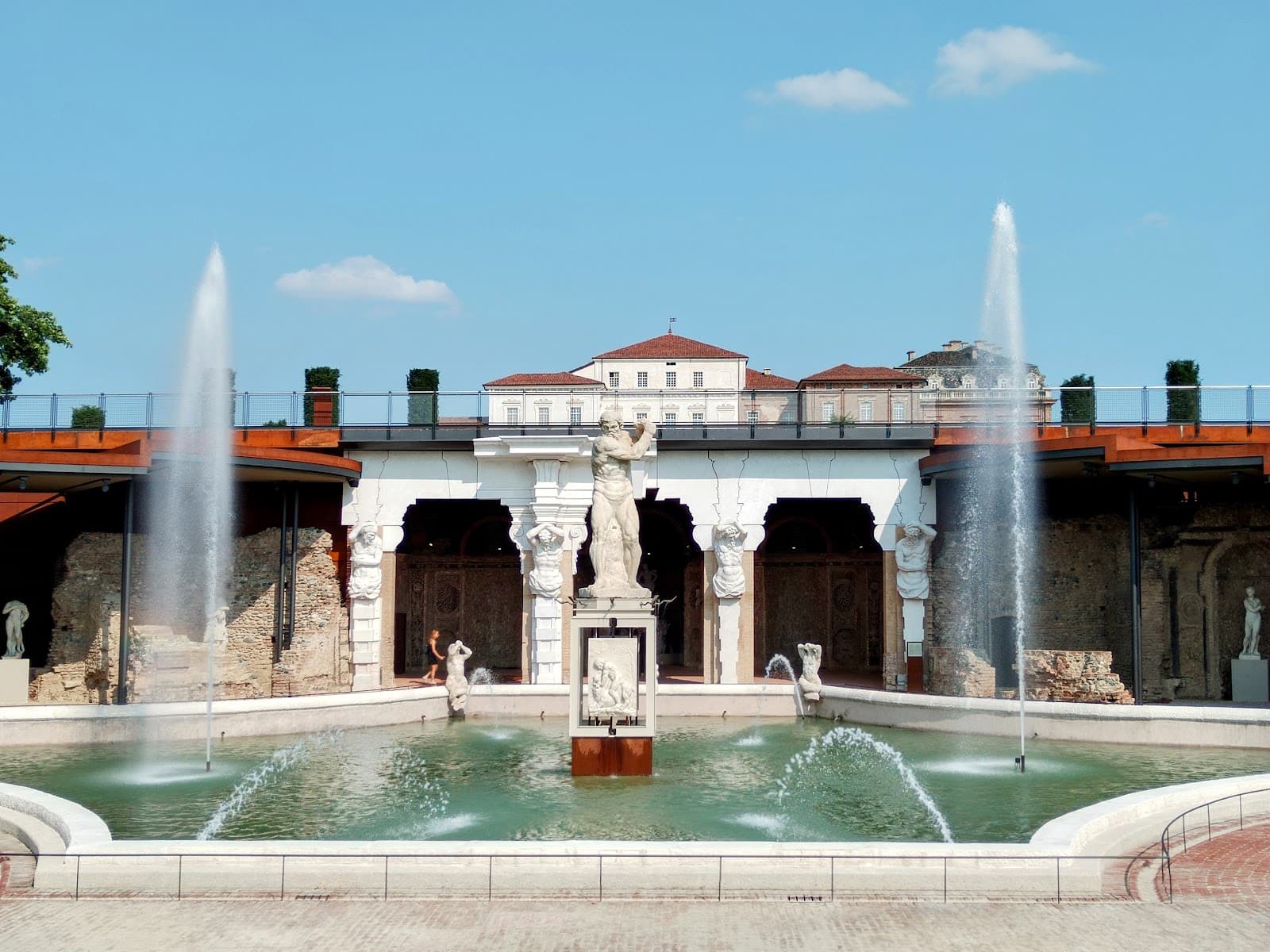 Fontana del Cervo - Image 1
