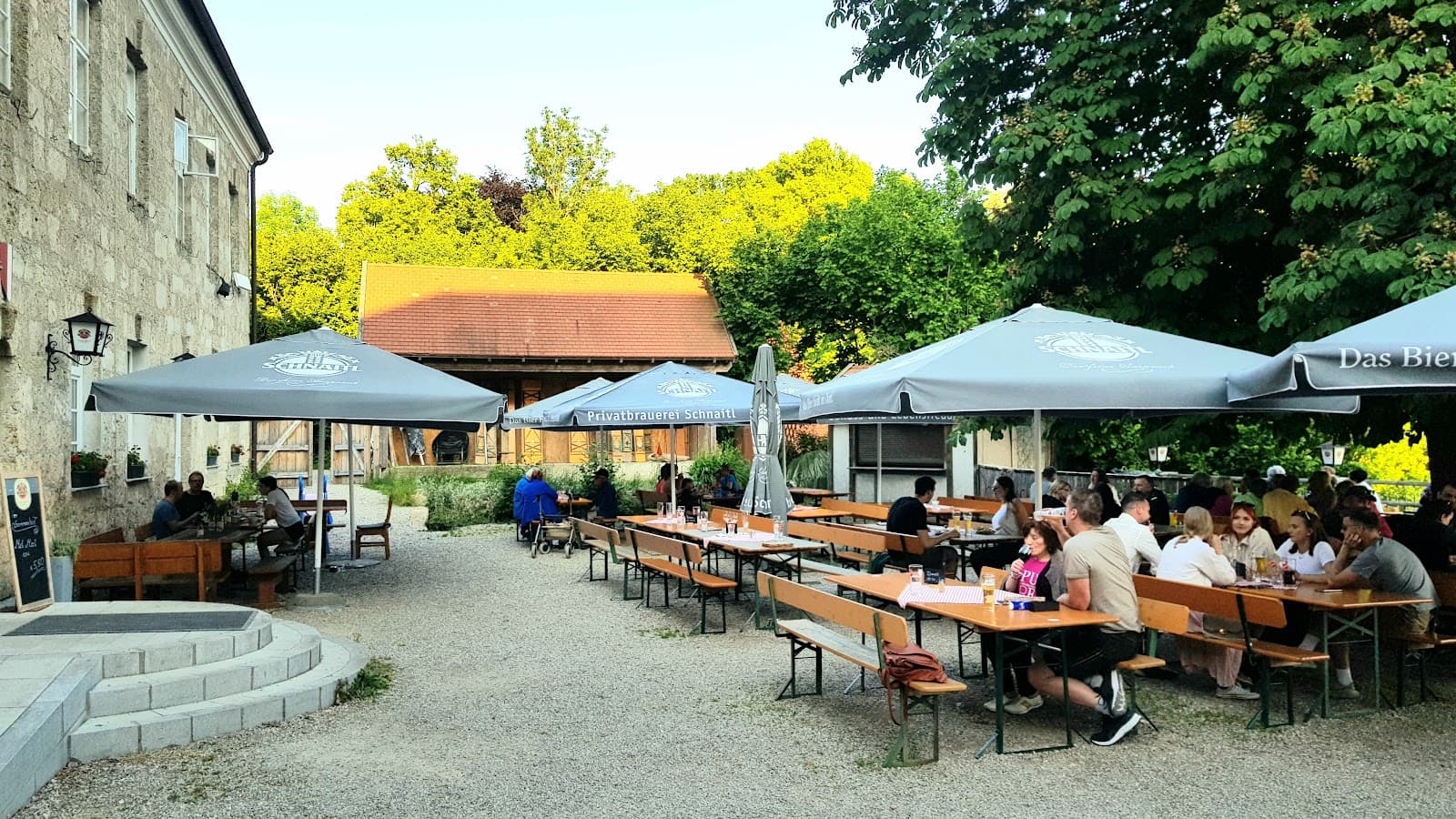 Burg Frauenstein Ruin - Image 1