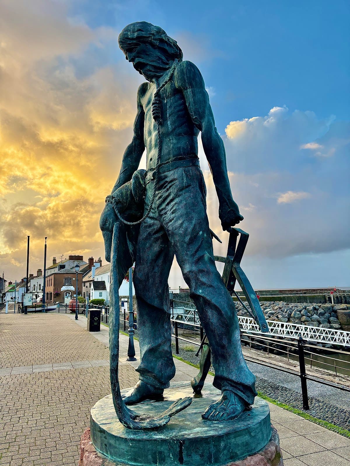 Ancient Mariner Statue Watchet - Image 1