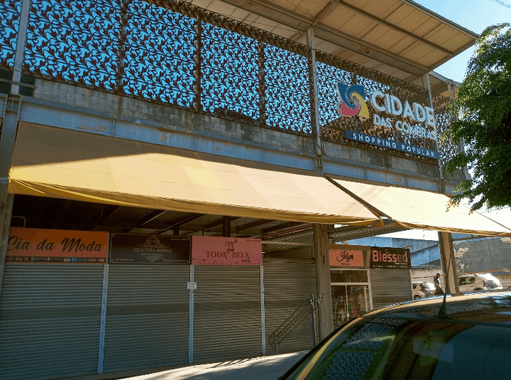 Local Artisans and Crafts