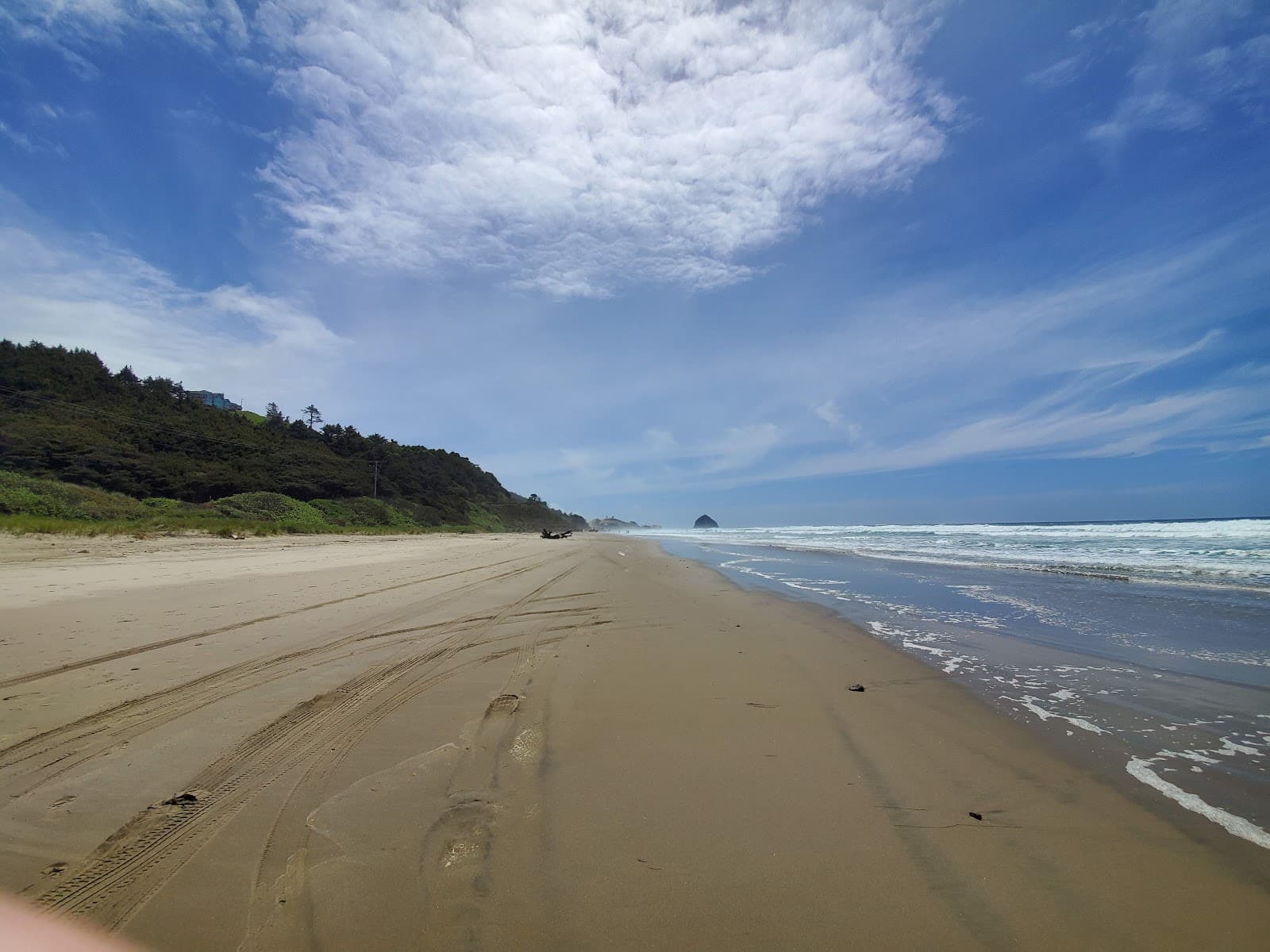 Tierra Del Mar Beach - Image 1