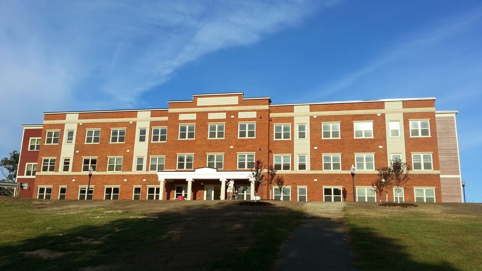 Moses Circle - Image 1