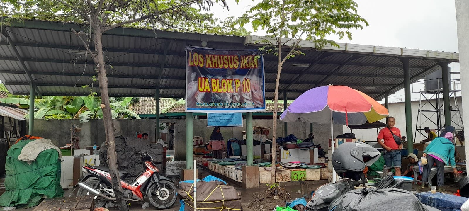 Pasar Mandalika (Sweta Market) - Image 1