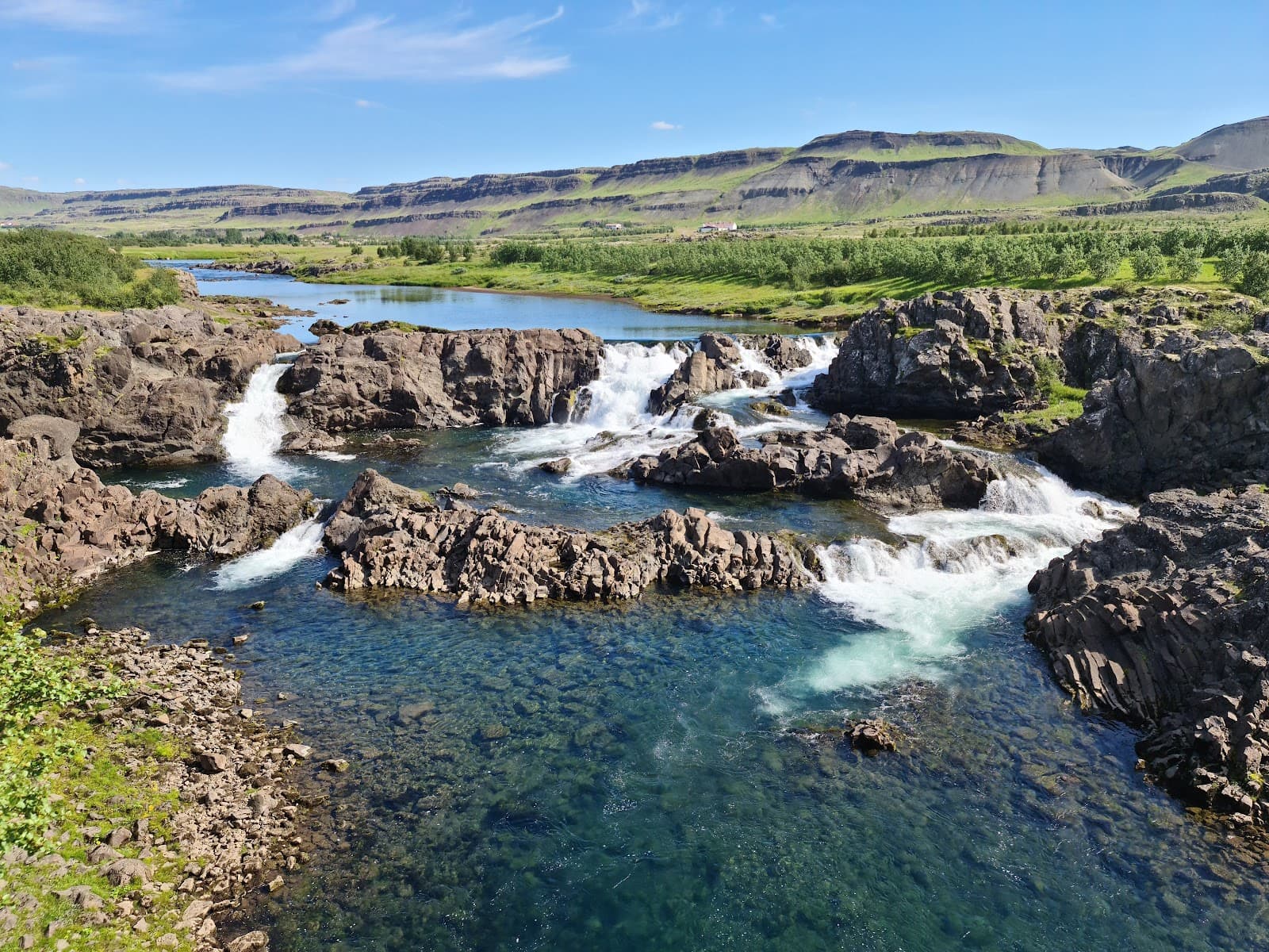 Glanni Waterfall - Image 1