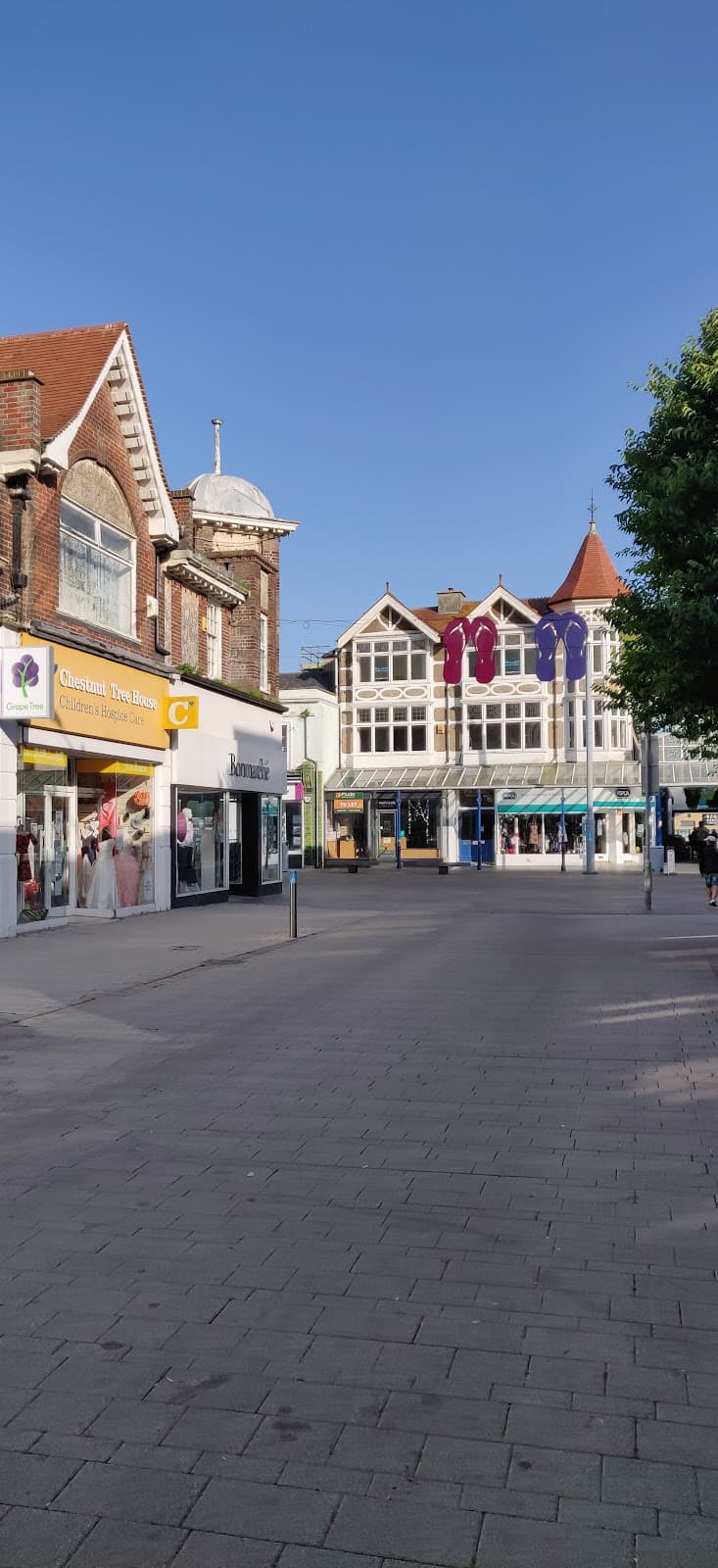 Bognor Regis Town Centre - Image 1