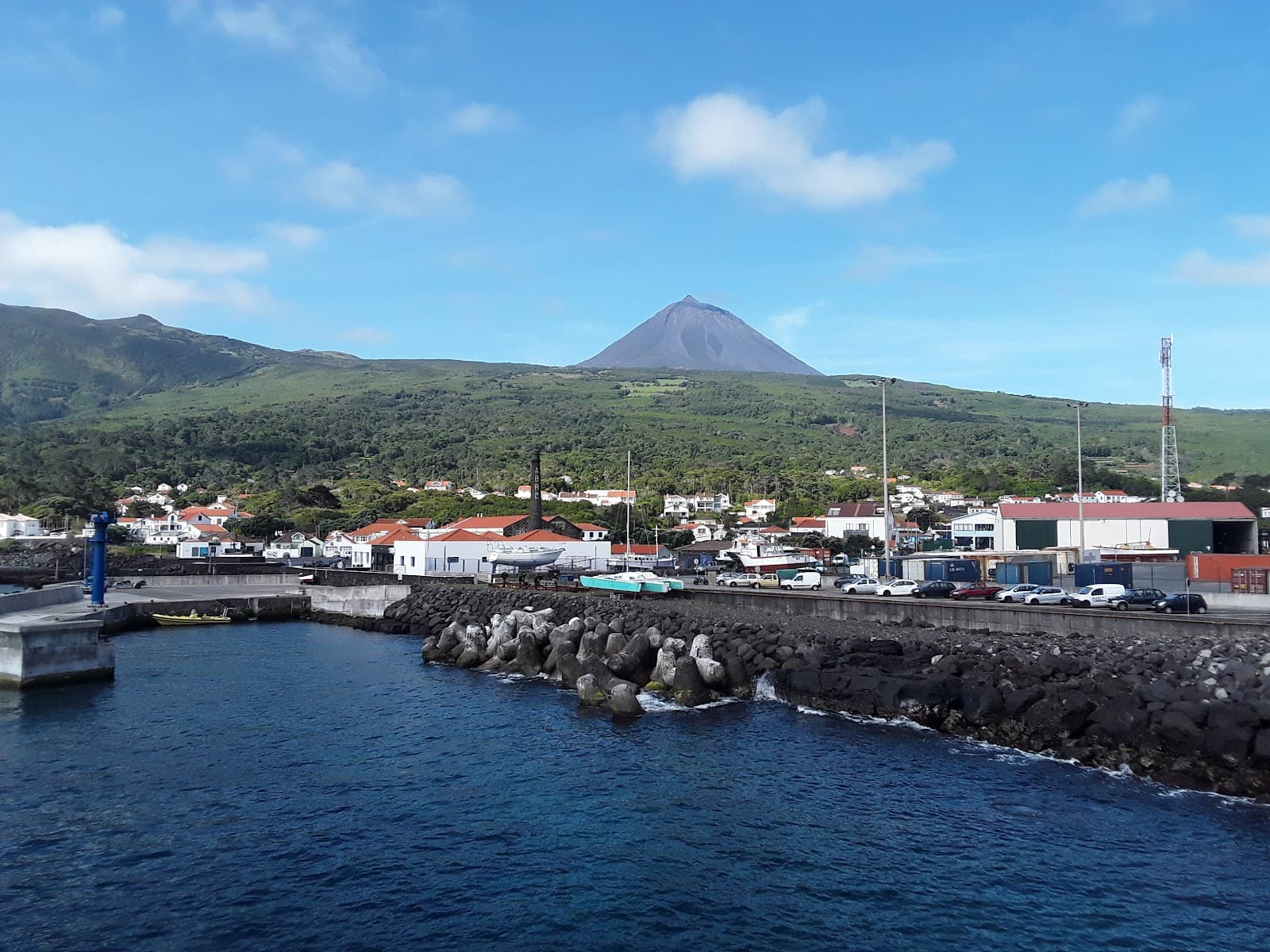 São Roque do Pico Harbor - Image 1