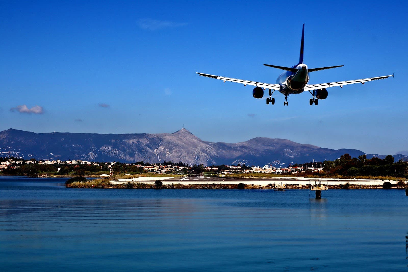 Perama Footbridge Plane Spotting - Image 1