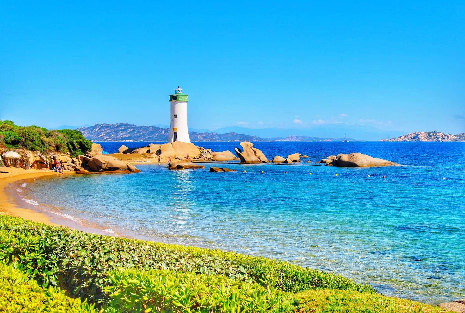 Charming Beach Cafe