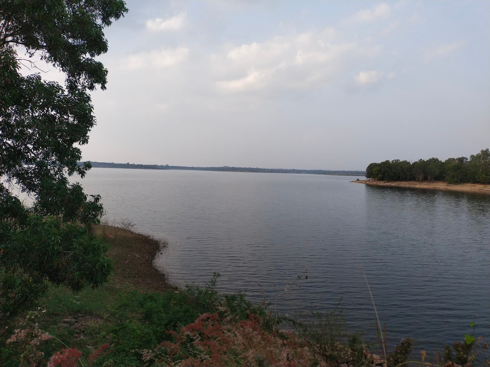 Hemavathi Backwaters, Gorur - Image 1