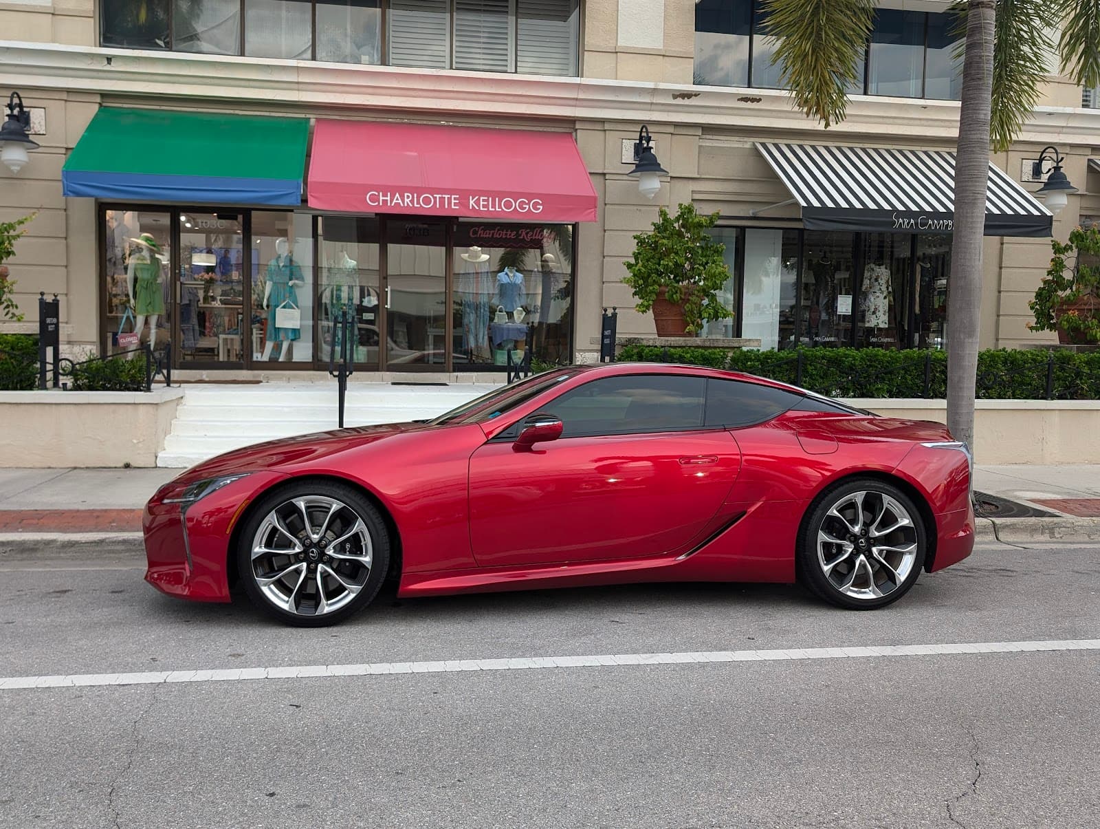 Charlotte and Kellogg, Naples, FL, USA - Image 1
