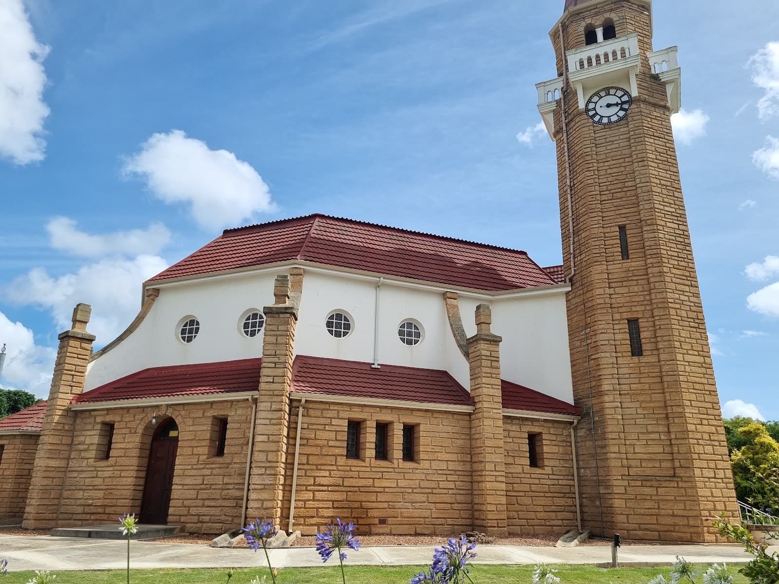 Stanford Dutch Reformed Church - Image 1