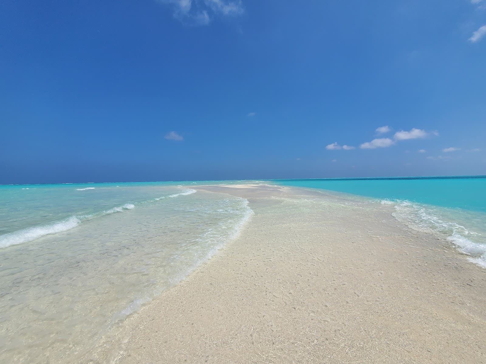 Sandbank Baa Atoll Maldives - Image 1