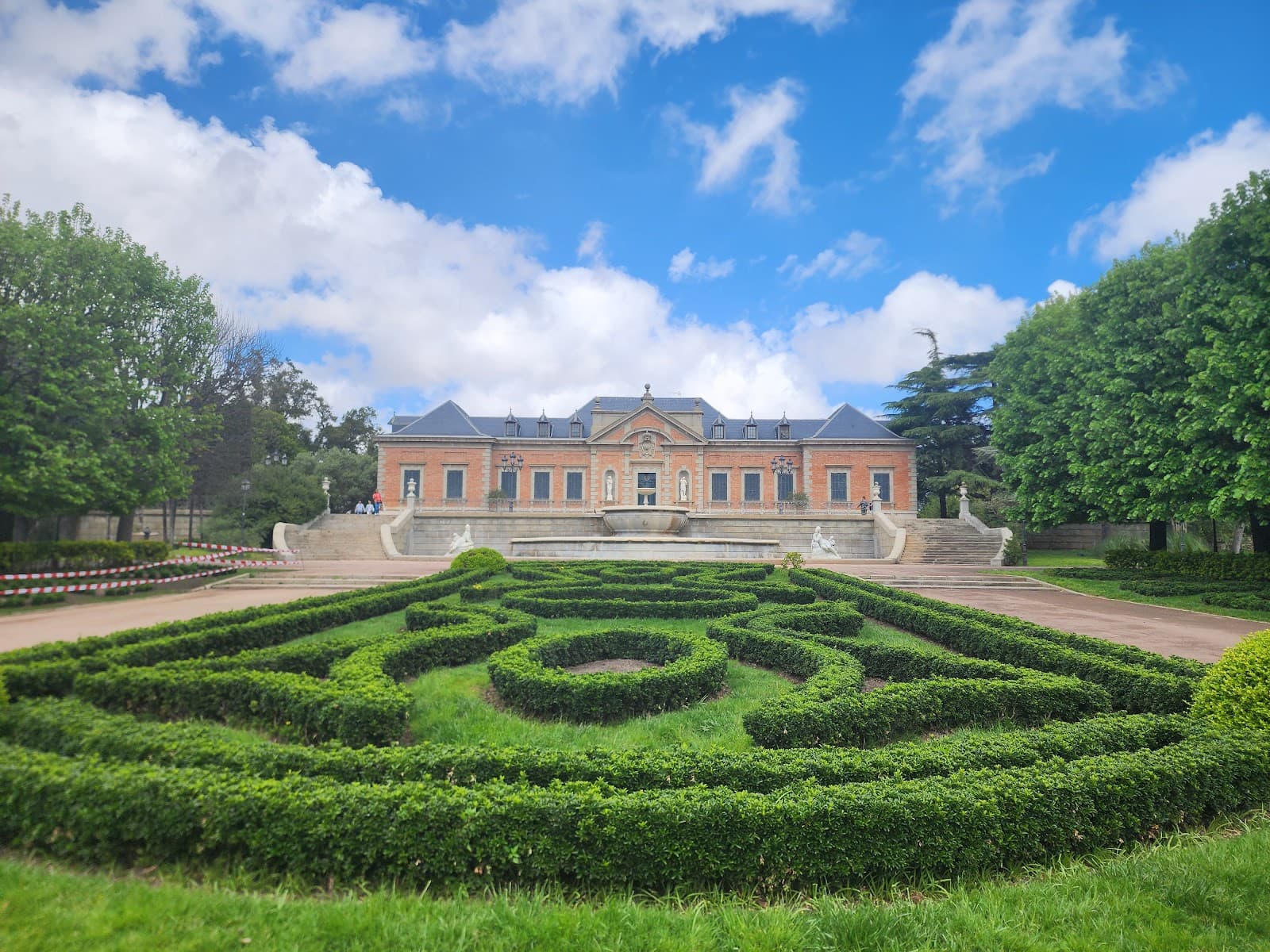 Joan Maragall Gardens - Image 1