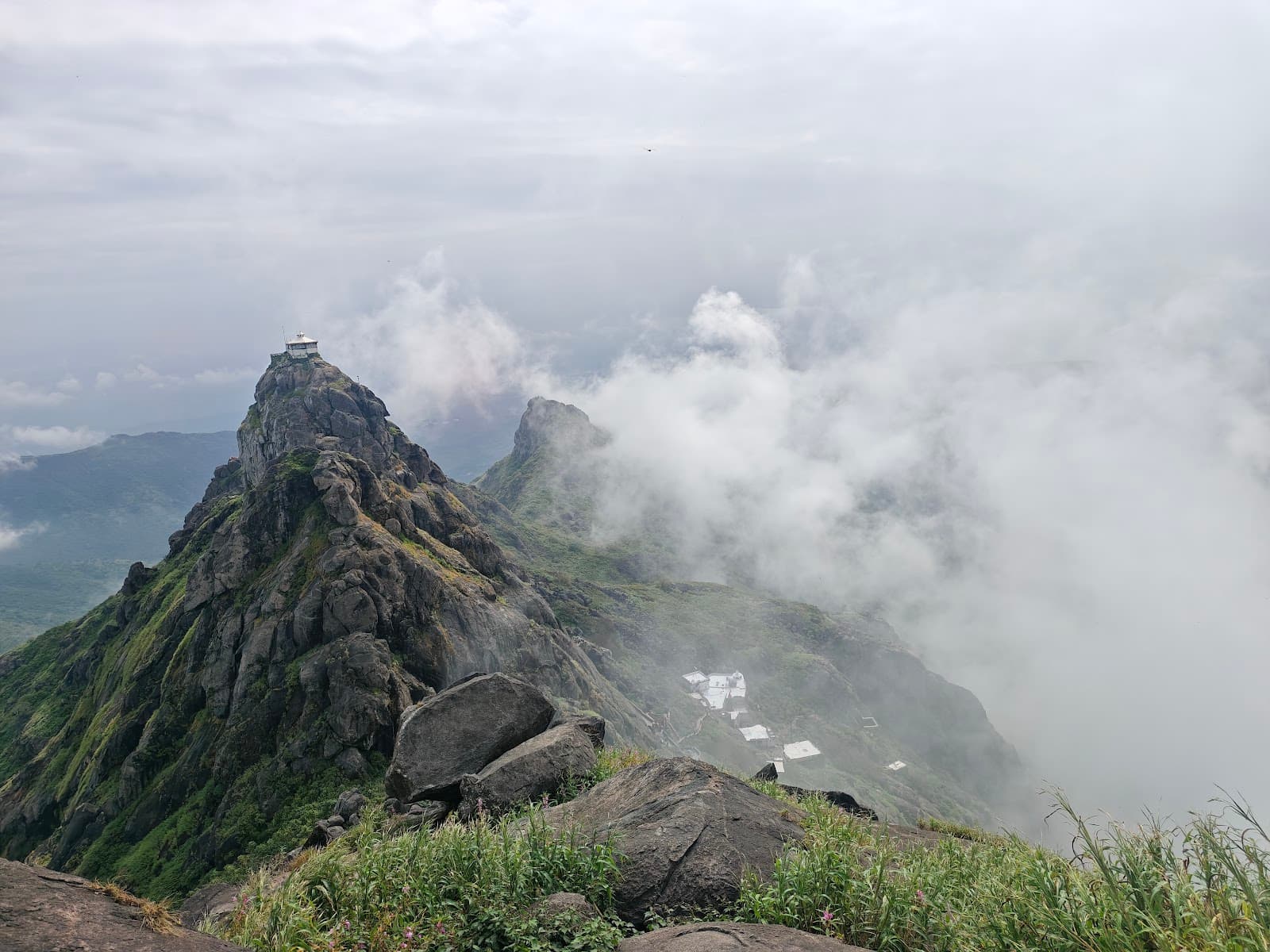 Gorakhnath Temple (Girnar) - Image 1