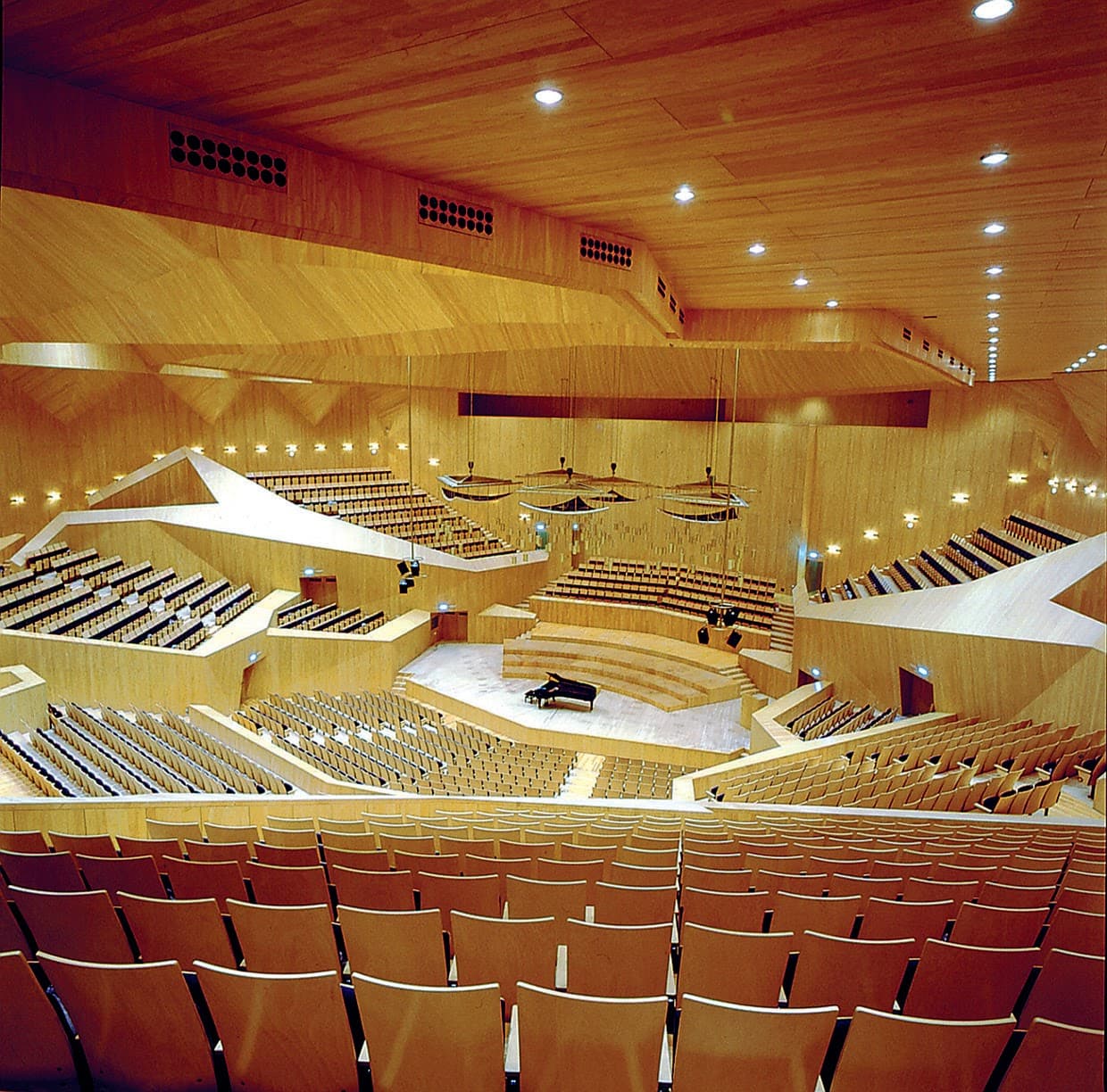 Zaragoza Auditorium - Image 1