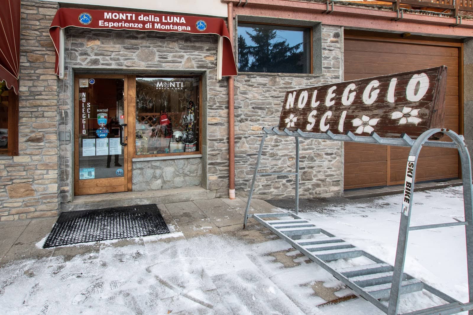 Summer Hiking Trails