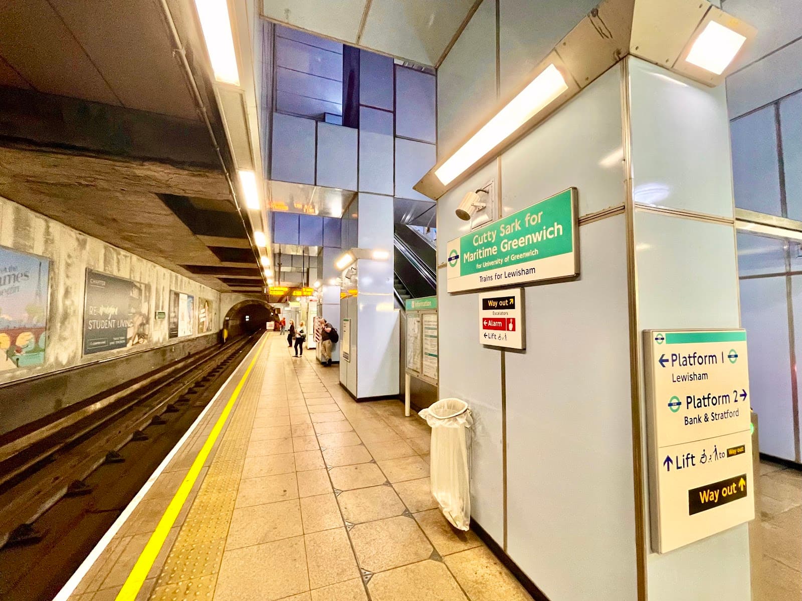 Cutty Sark DLR Station - Image 1