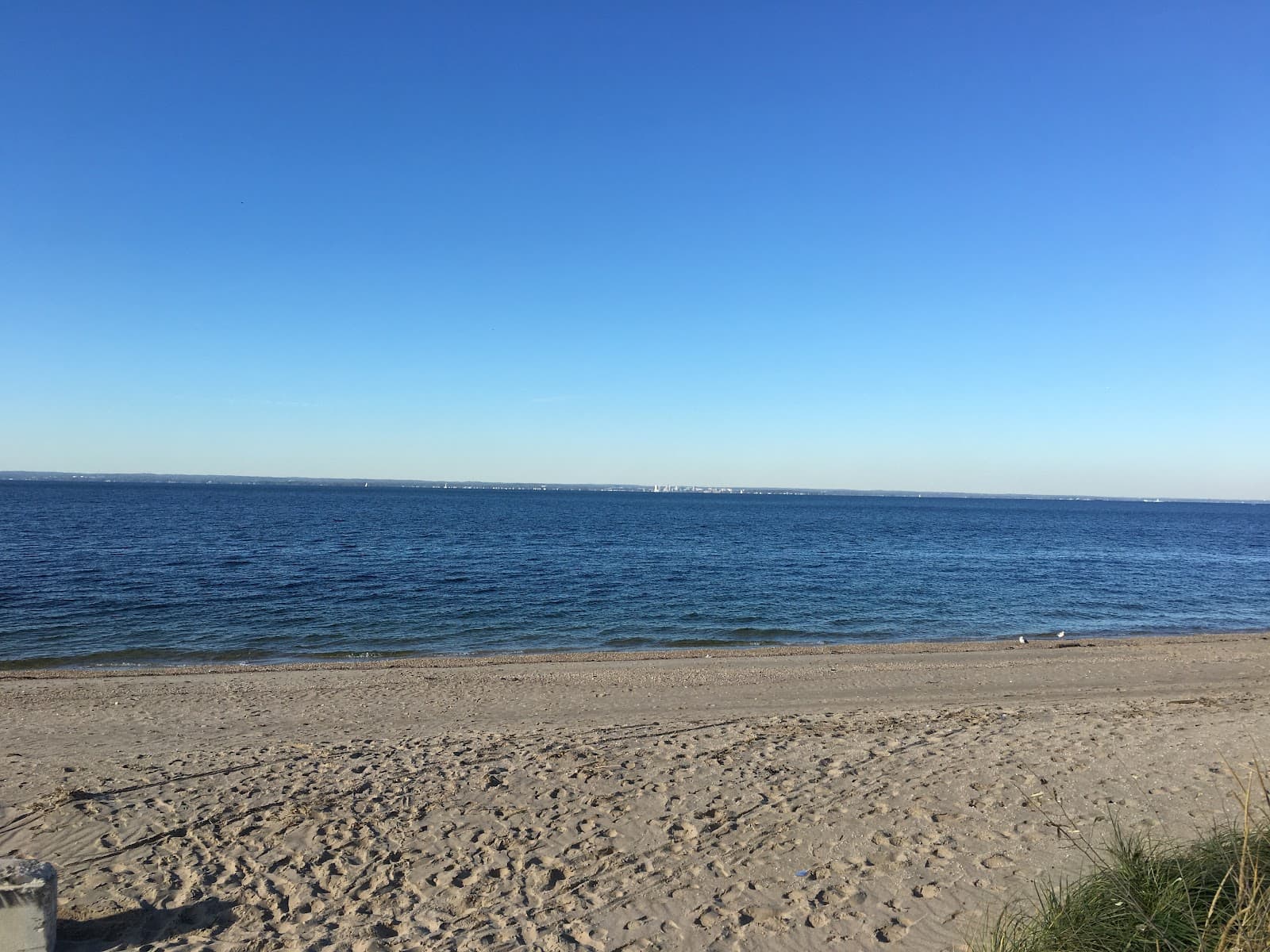 Centre Island Beach - Image 1