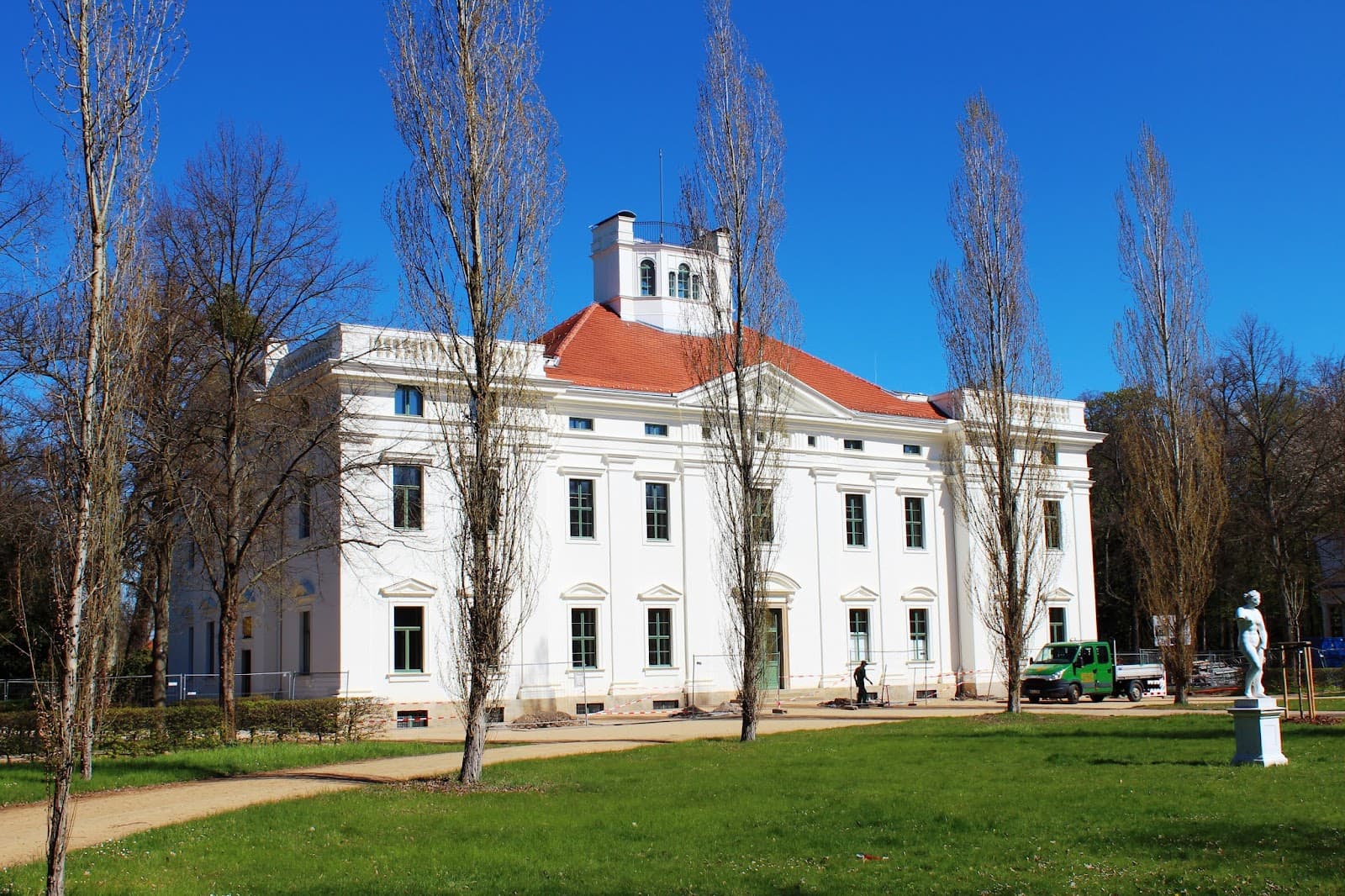 Anhalt Art Gallery (Schloss Georgium) - Image 1