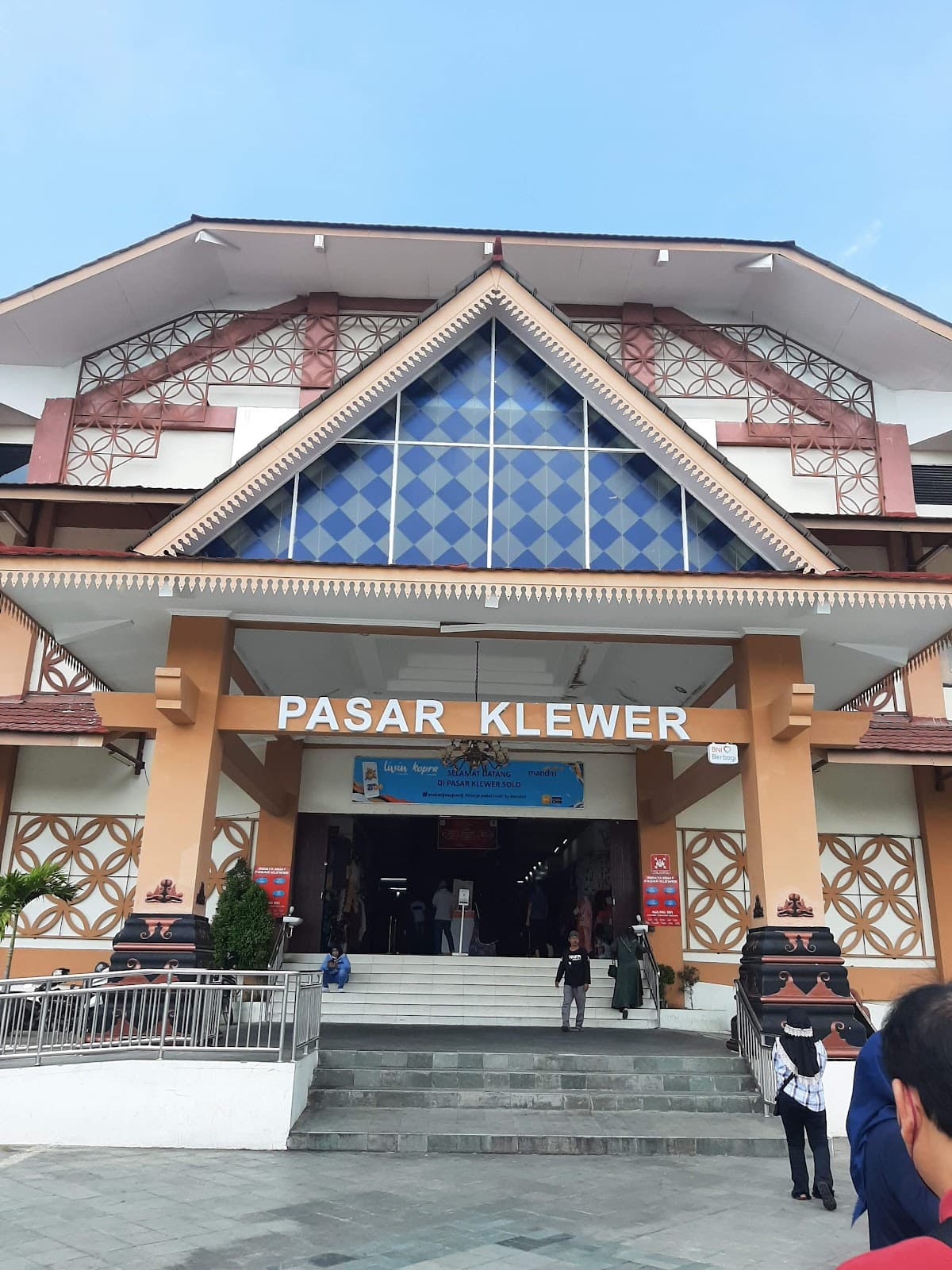 Pasar Klewer Solo - Image 1