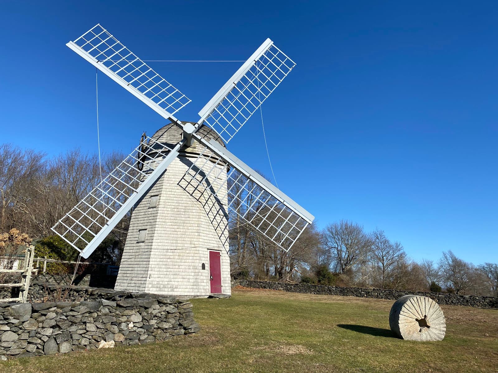 Jamestown Windmill - Image 1