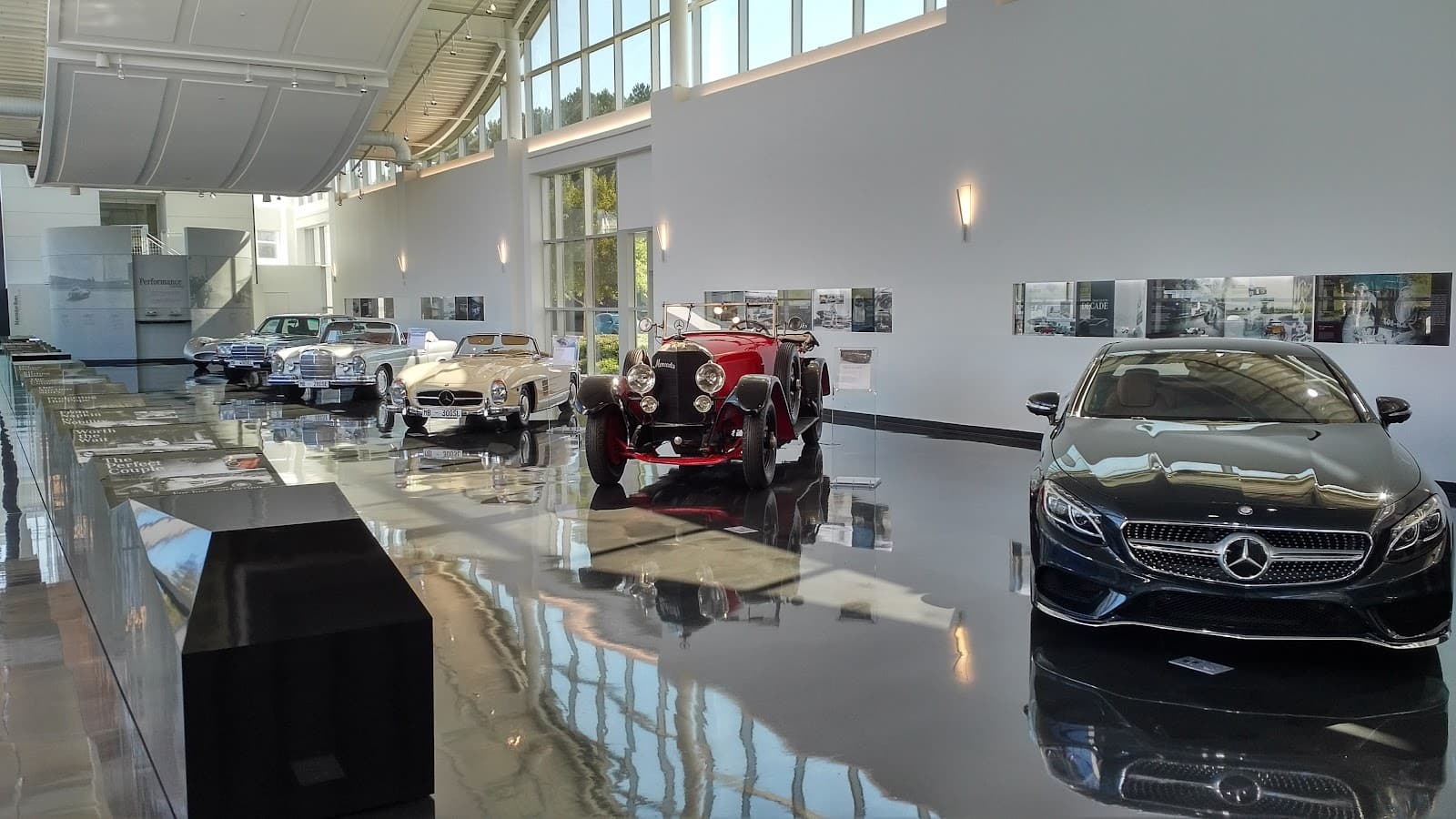 Mercedes‑Benz Visitor Center (Vance) - Image 1